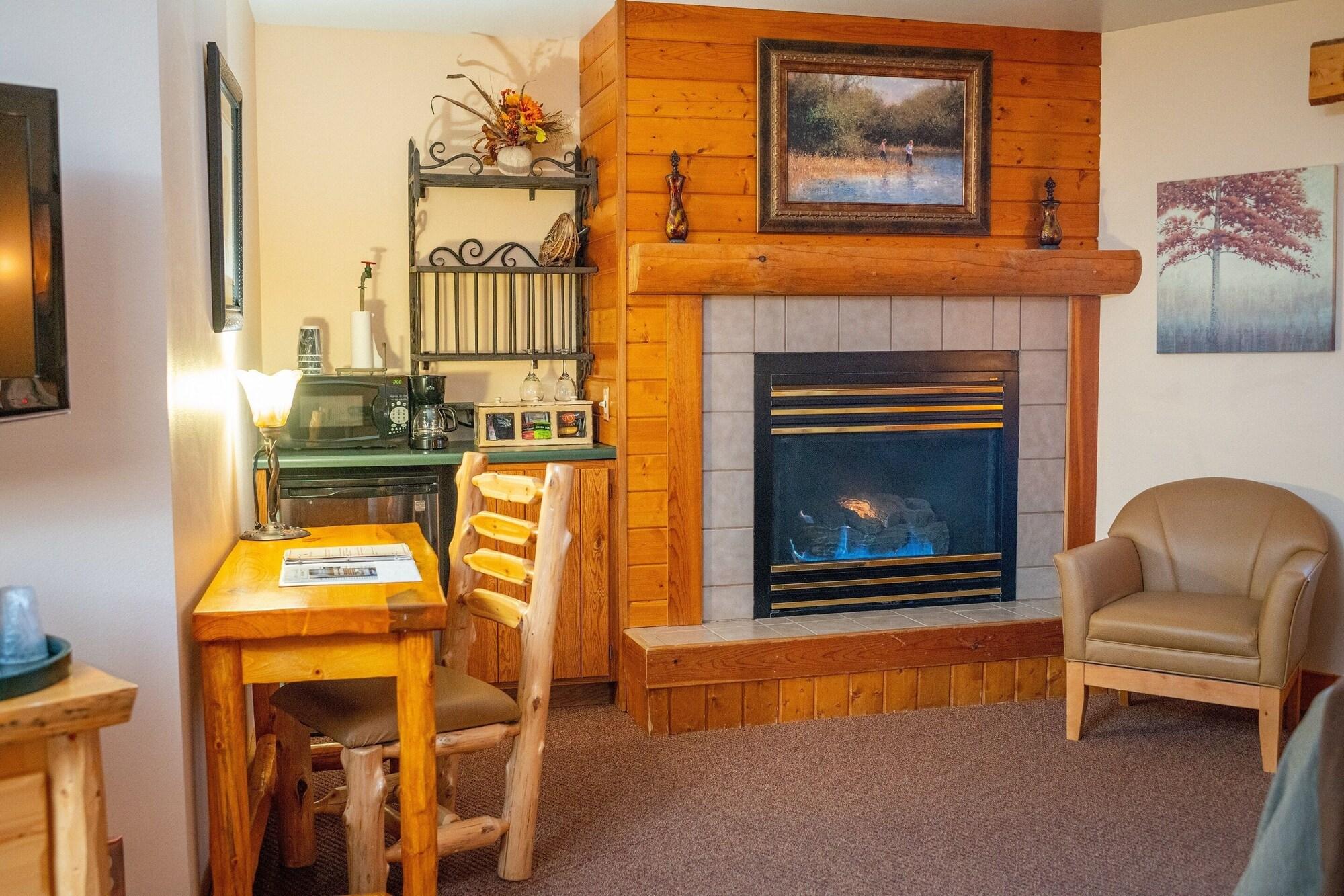 Spearfish Canyon Lodge by null