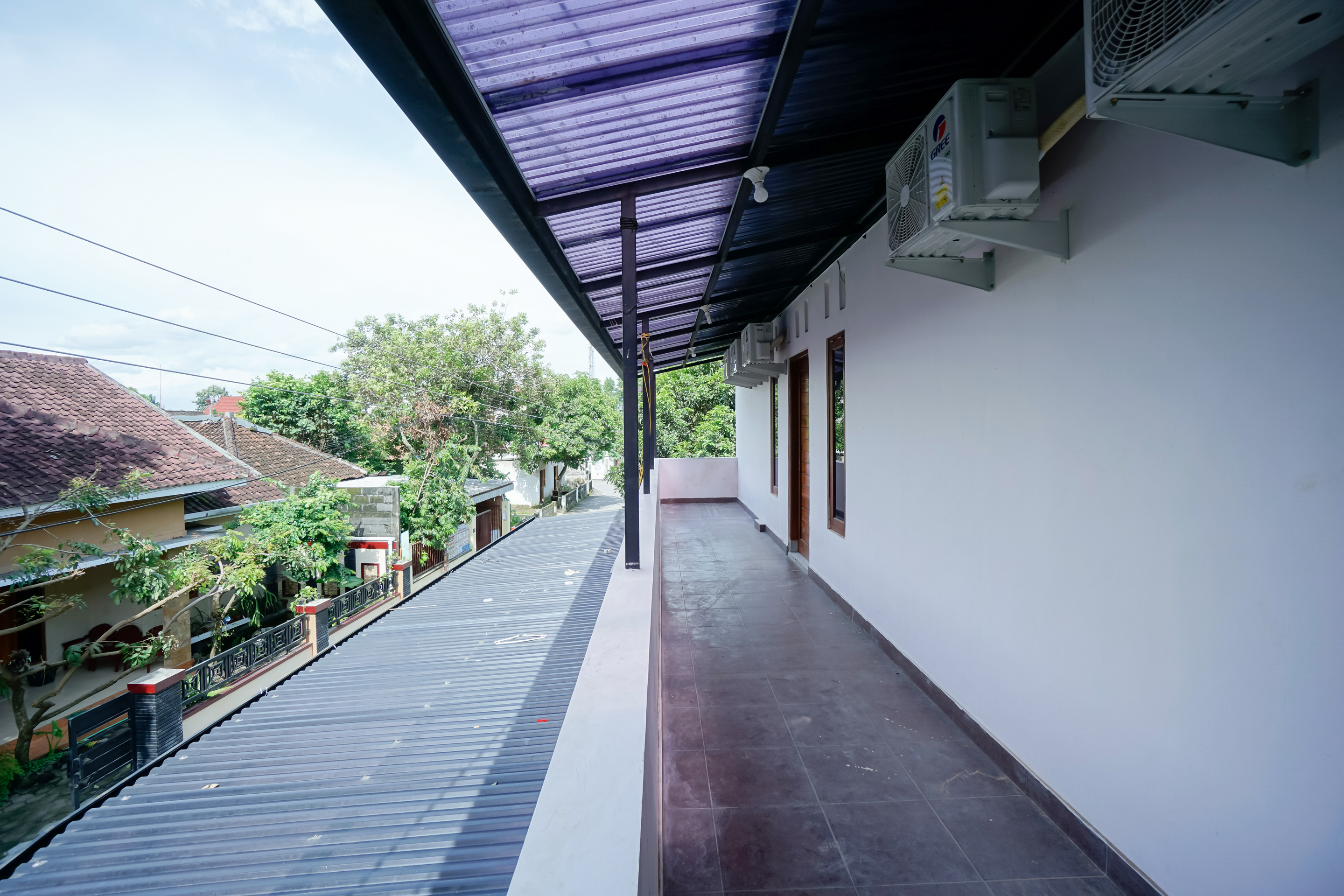 3006 Falisha Homestay