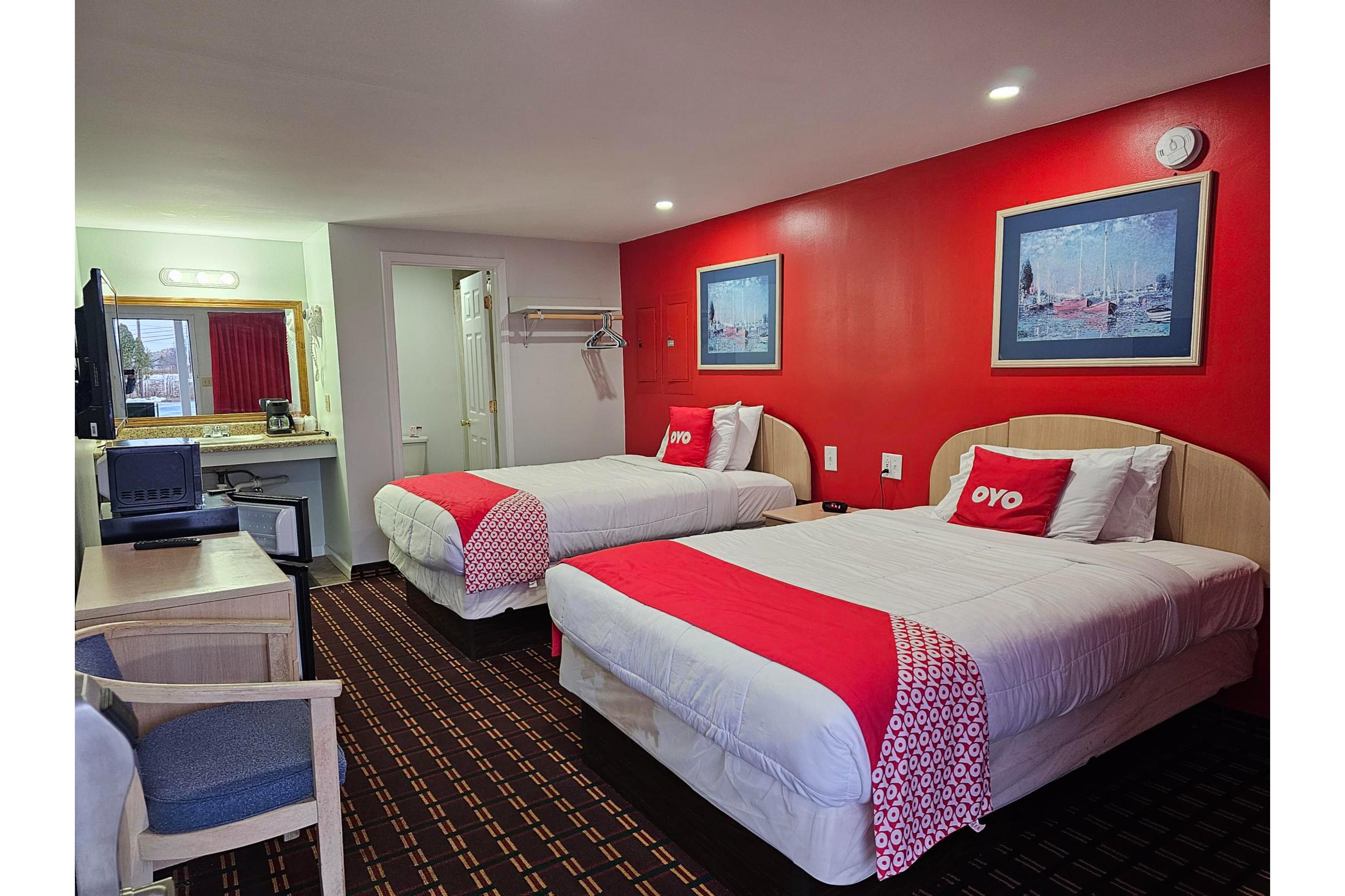 OYO Hotel Starlite Seneca Falls