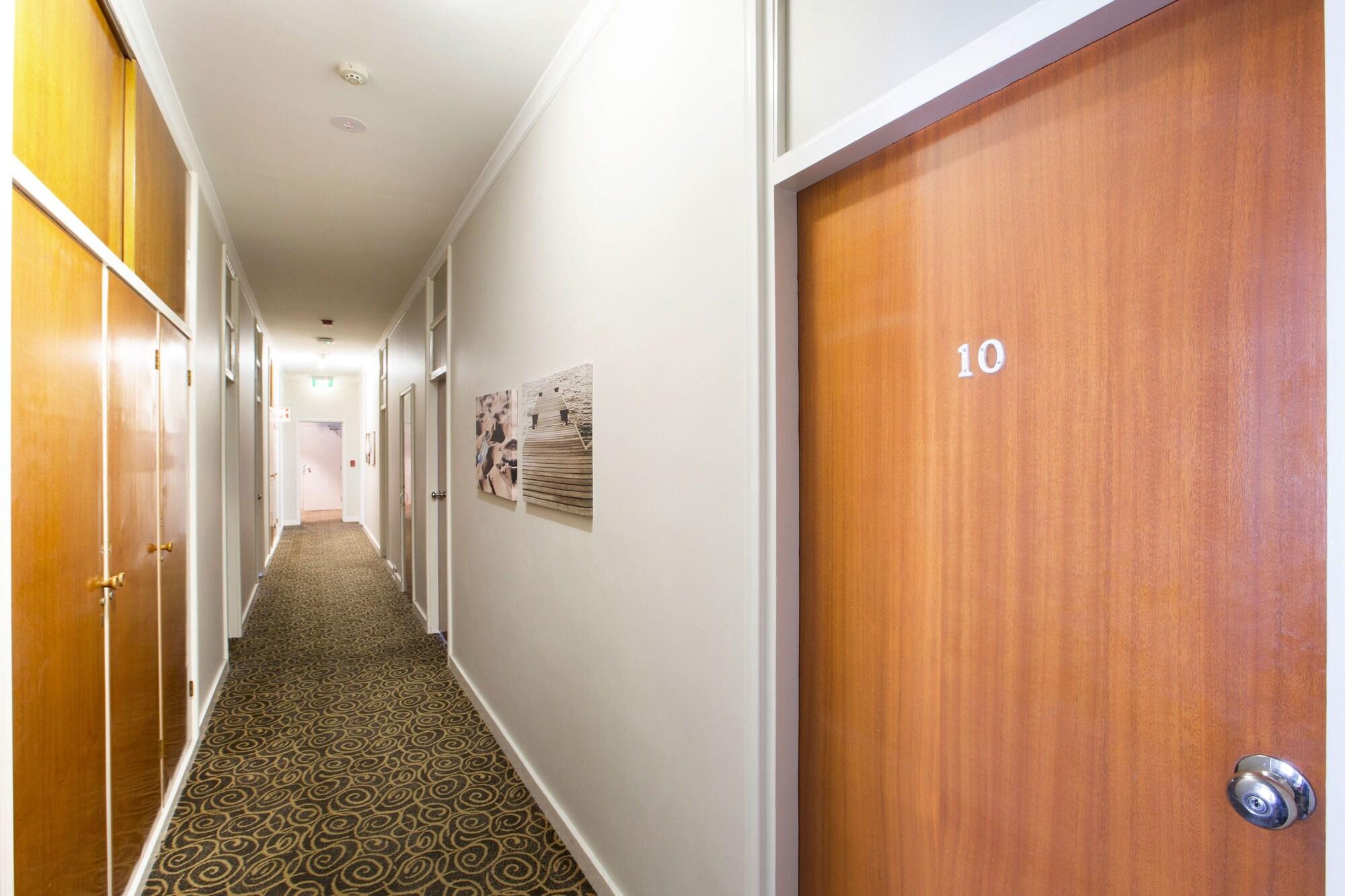 Rex Hotel by null