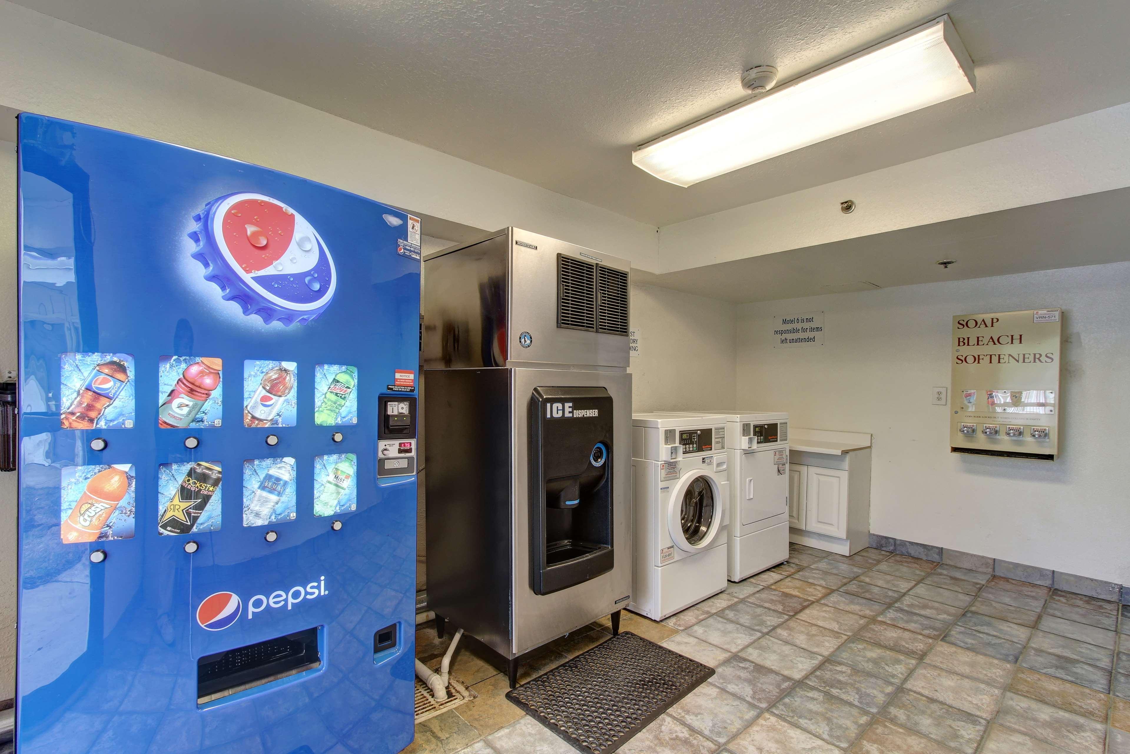 Motel 6 Amherst, Oh - Cleveland West - Lorain