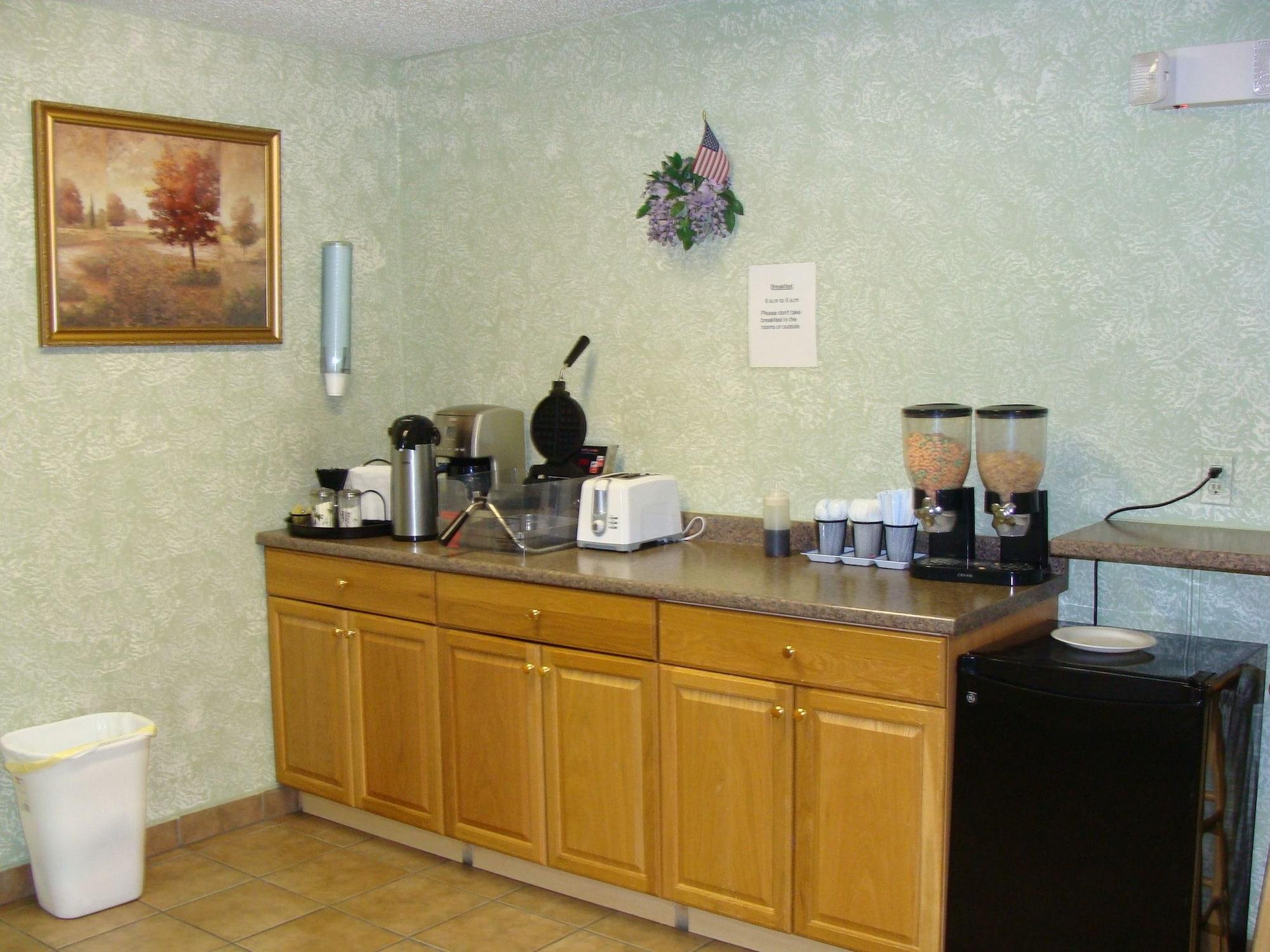 Colonial Inn