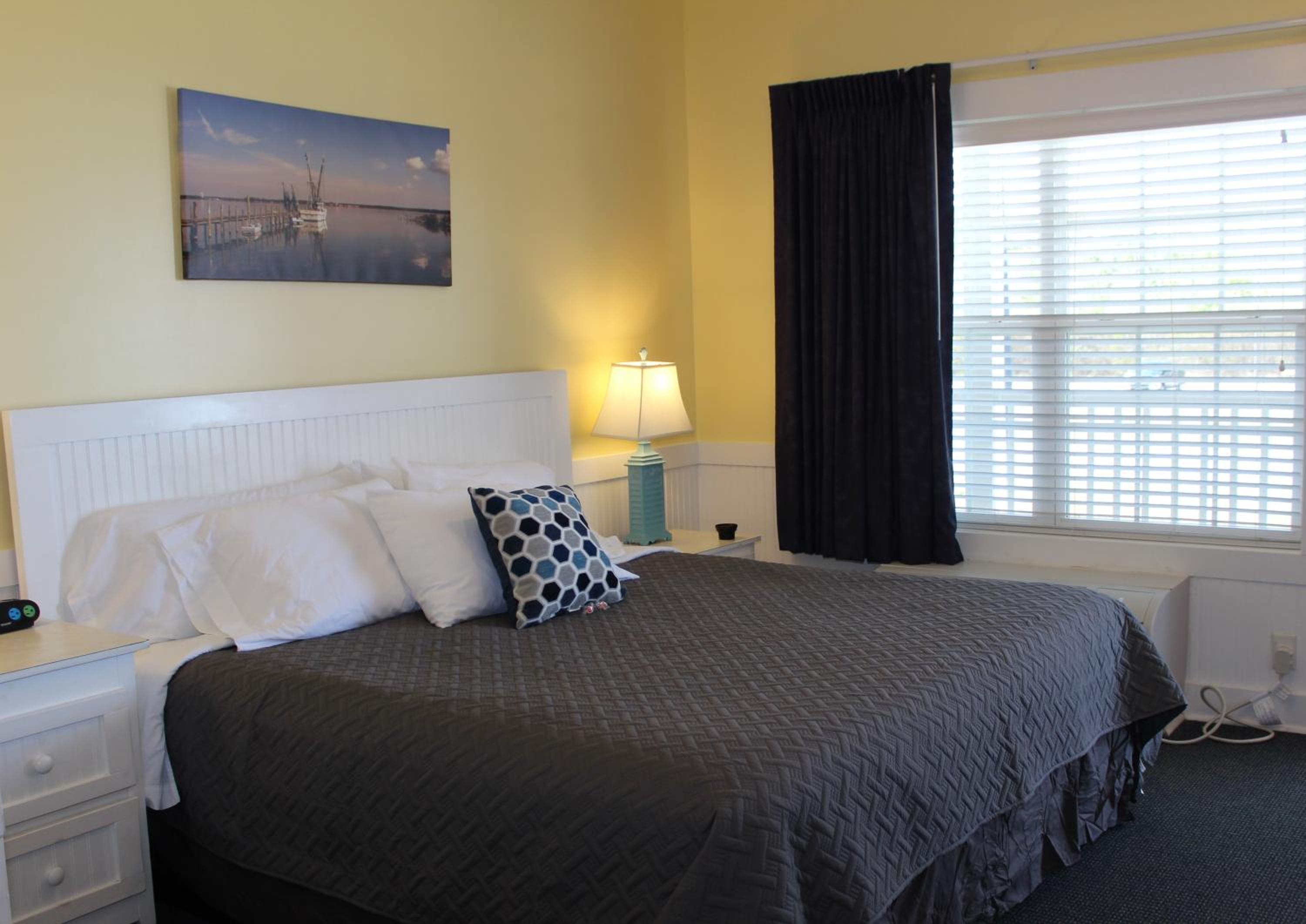 Topsail Shores Inn photo 6