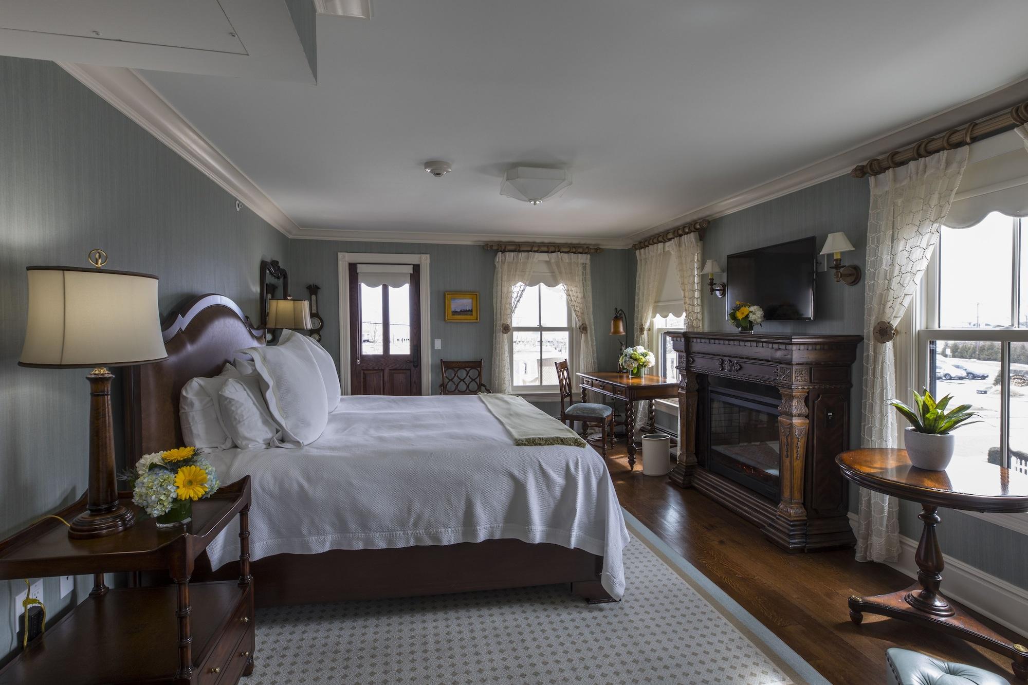 Saybrook Point Resort & Marina - Luxury Connecticut Oceanside Hotel by null