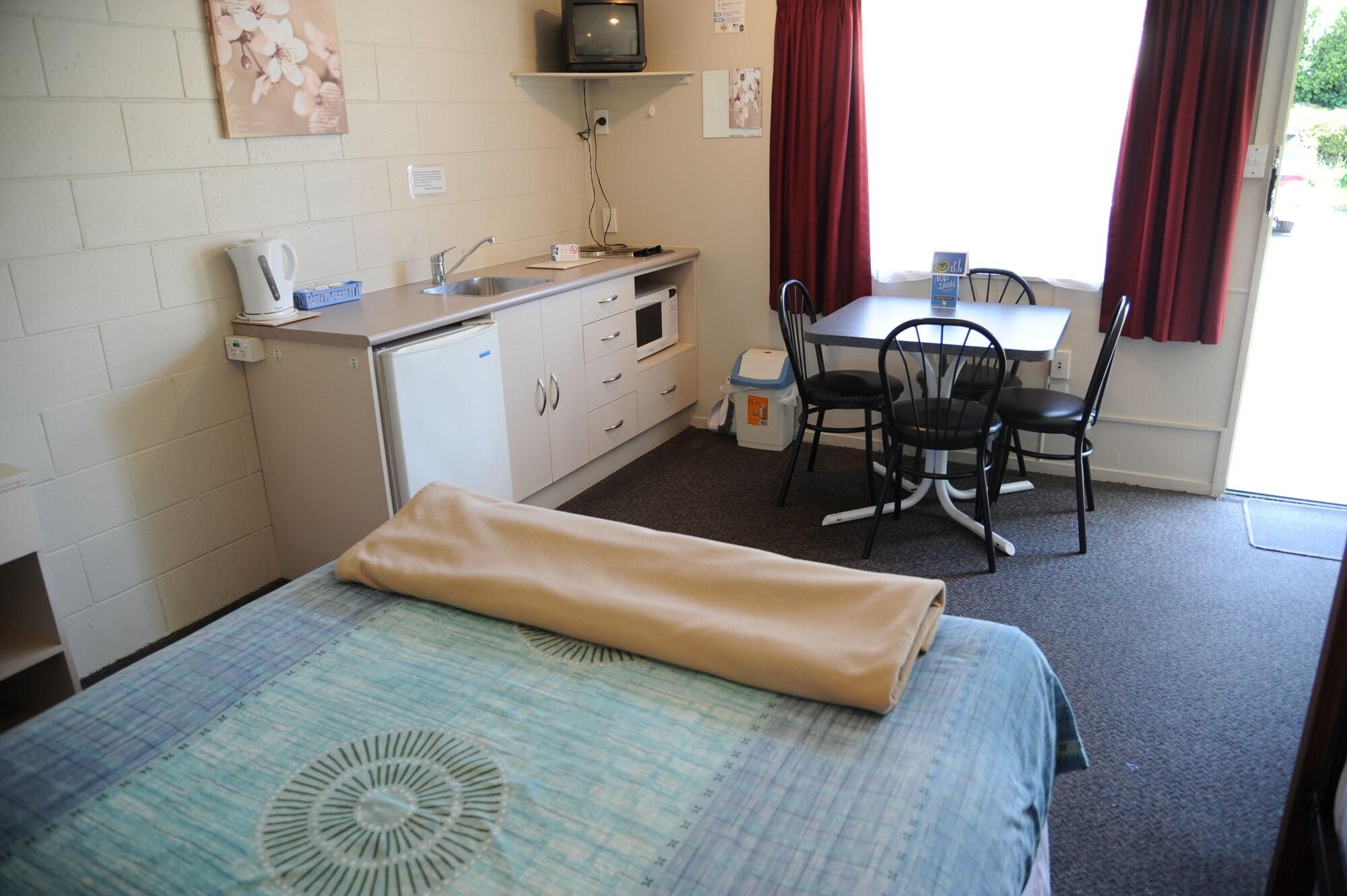 Blenheim Top 10 Holiday Park