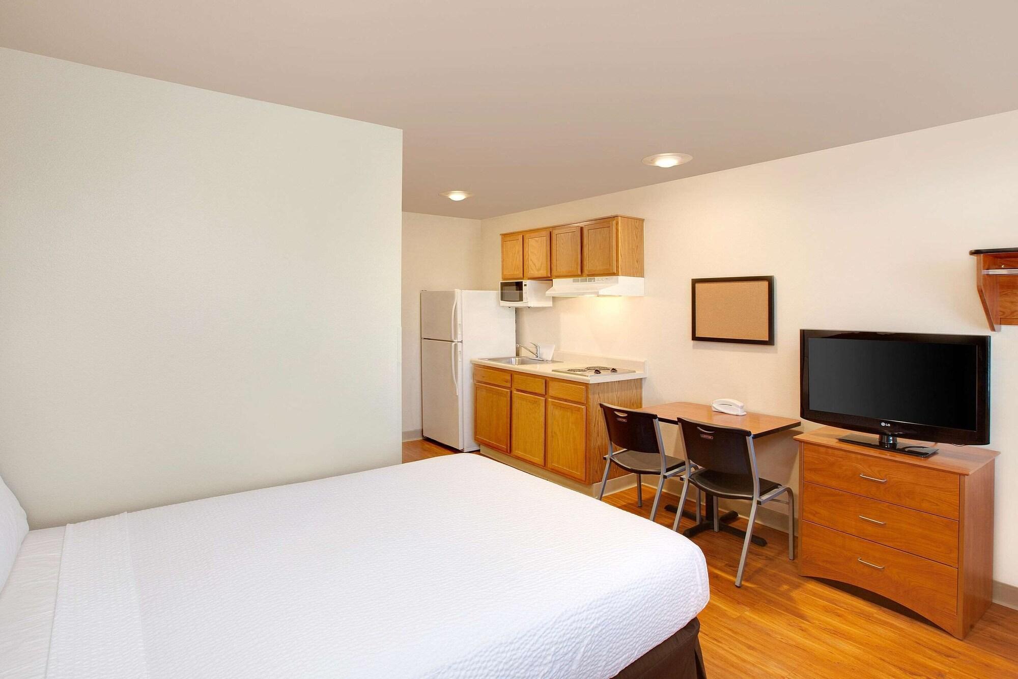 Woodspring Suites Laredo