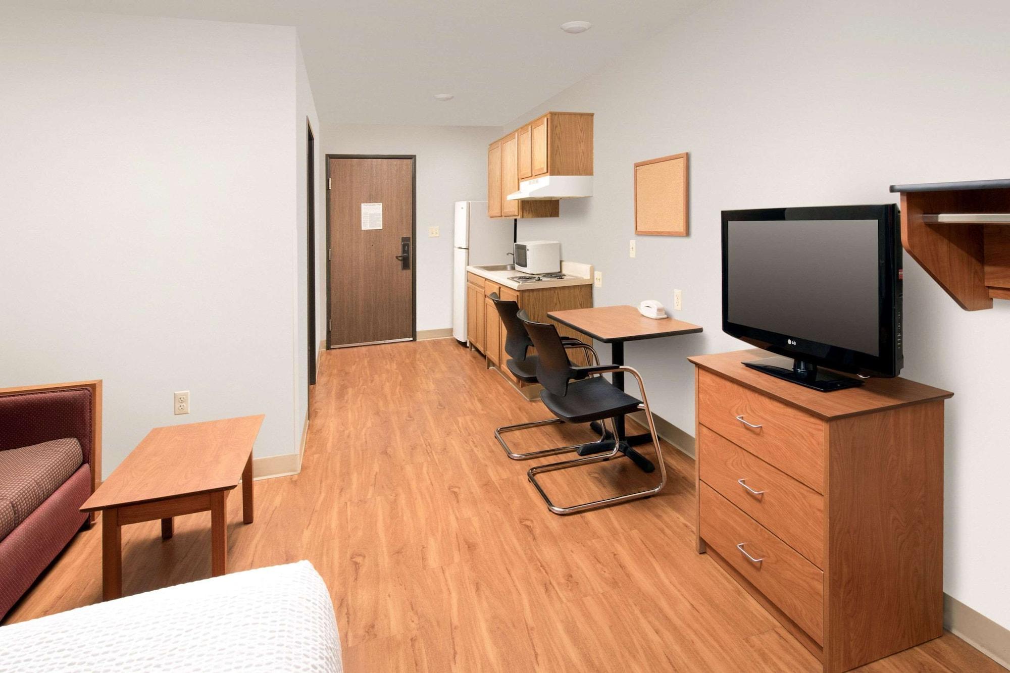 Woodspring Suites Colorado Springs Airport