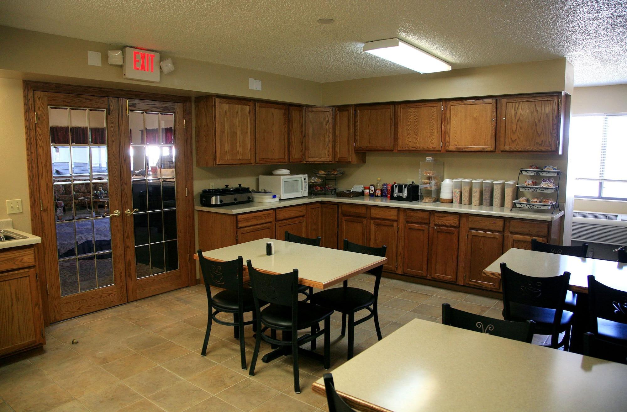 New Victorian Inn Suites Norfolk