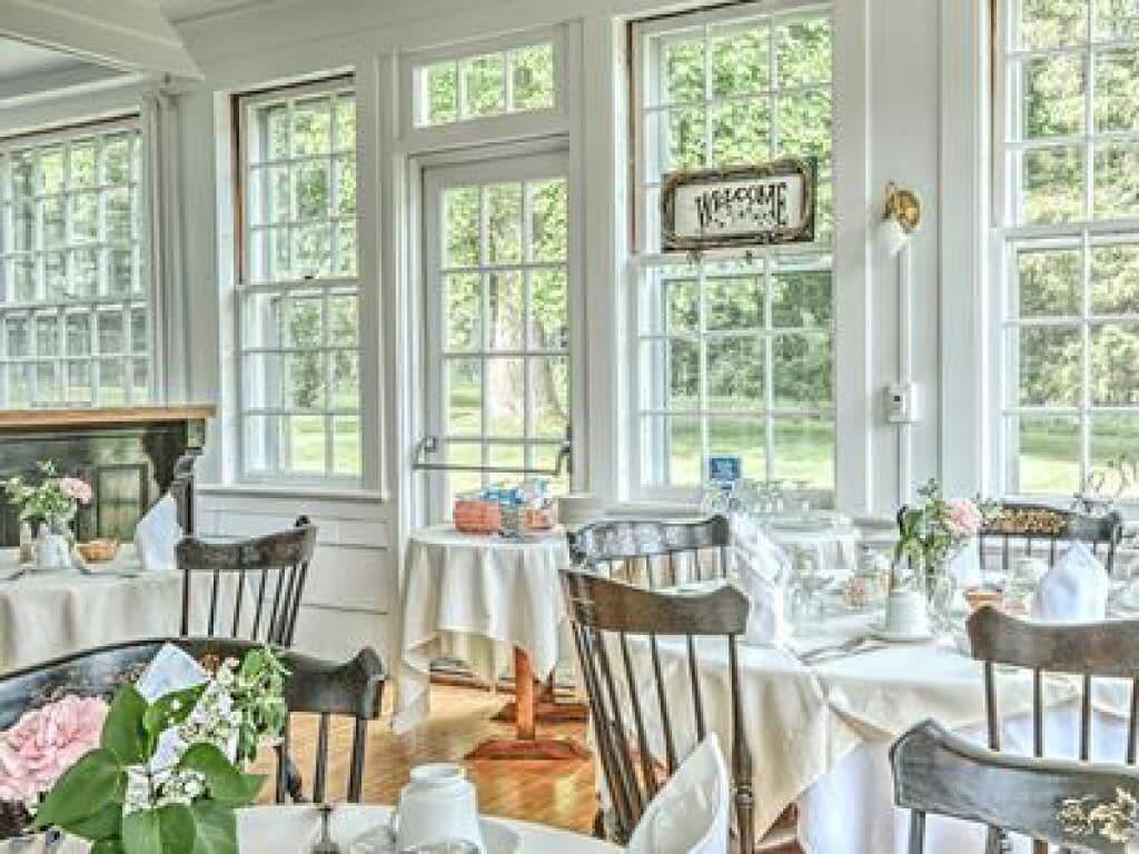 Blackberry River Inn by null