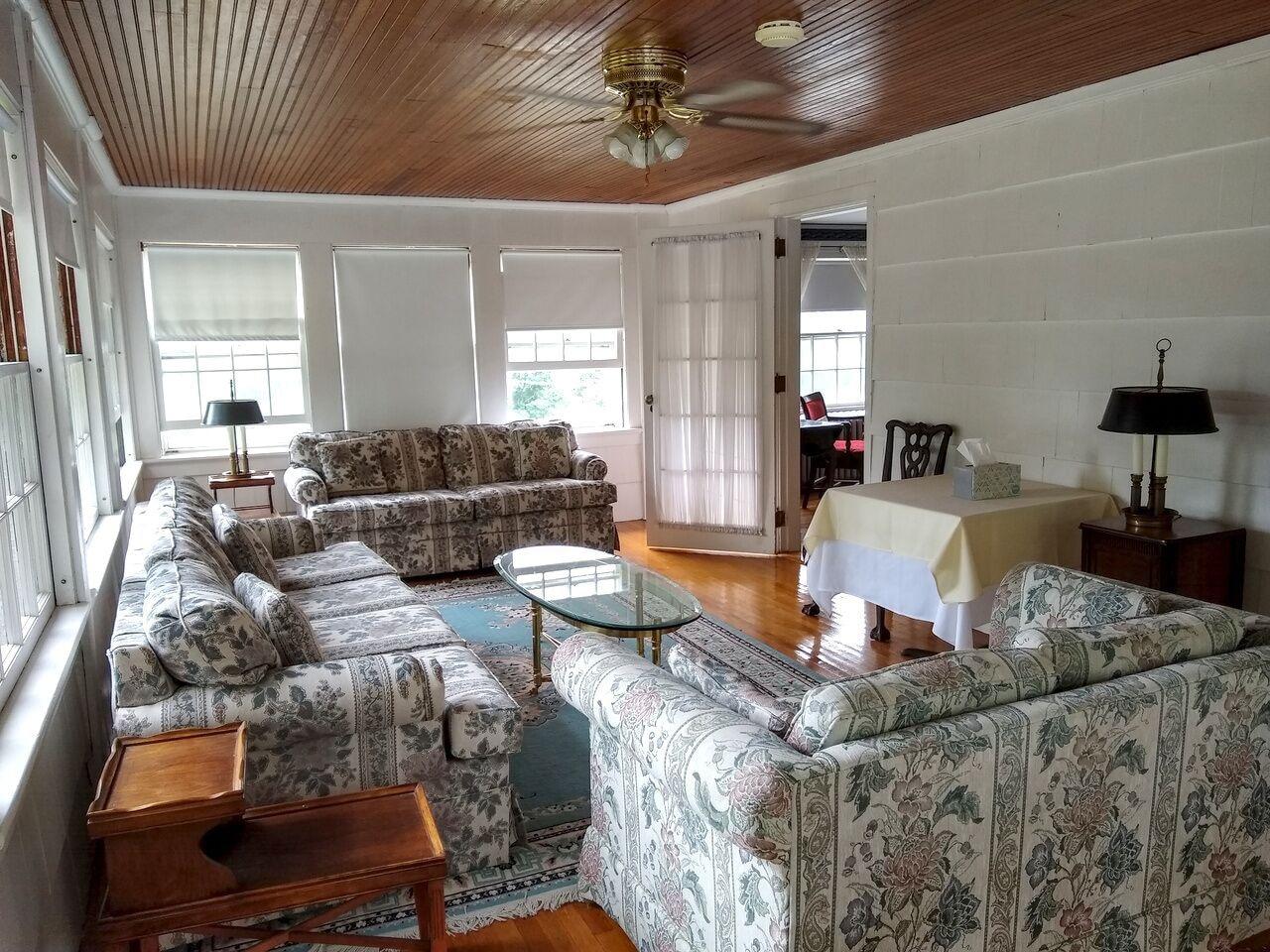 Blackberry River Inn by null