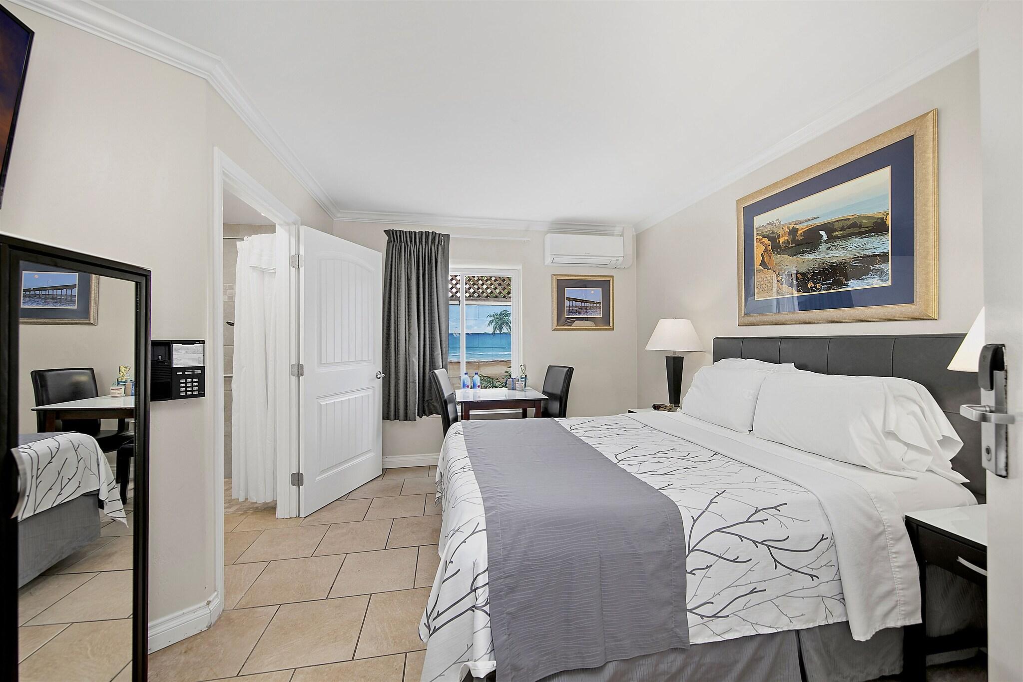 Ocean Beach Hotel