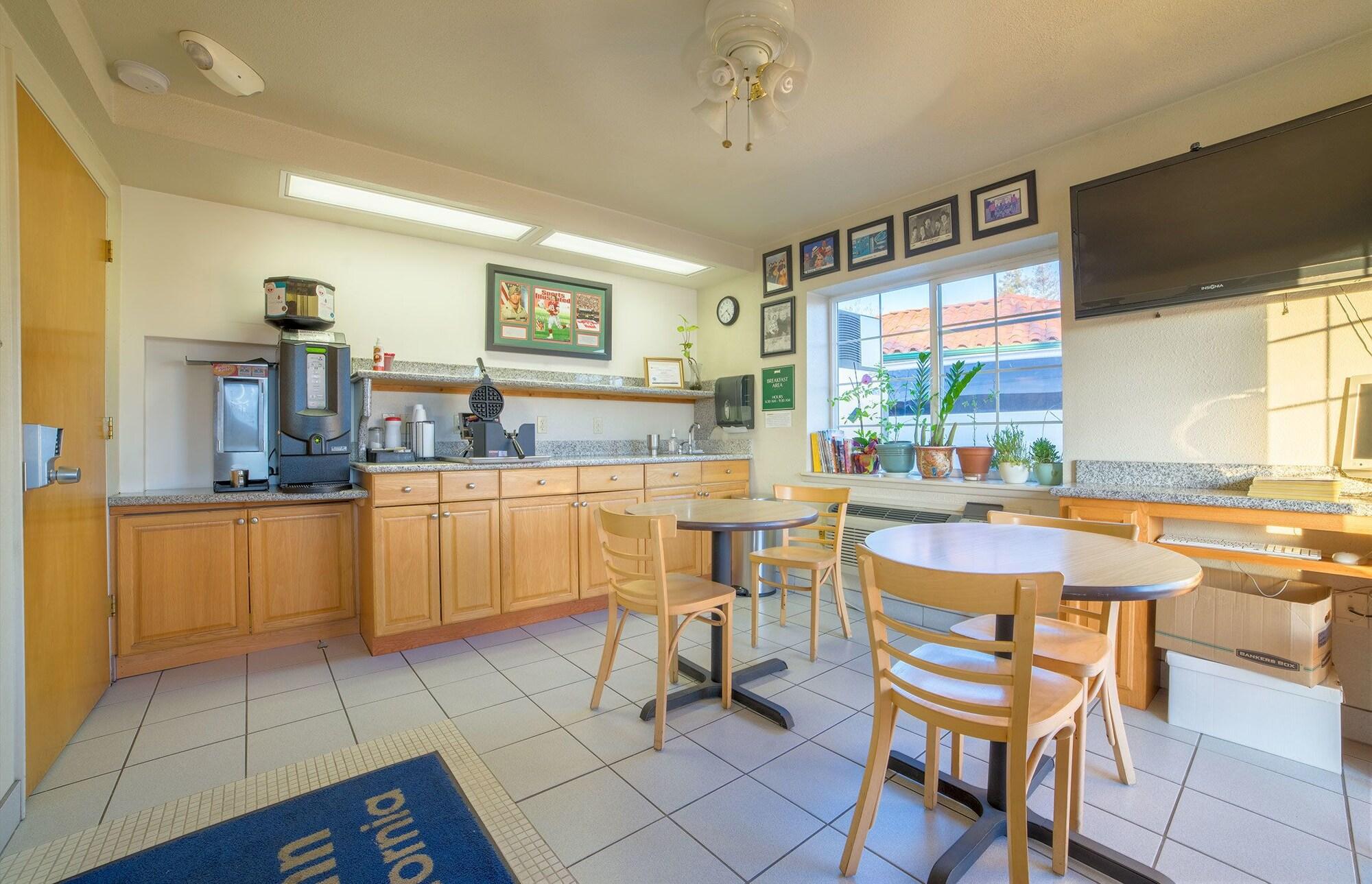 Turlock Inn