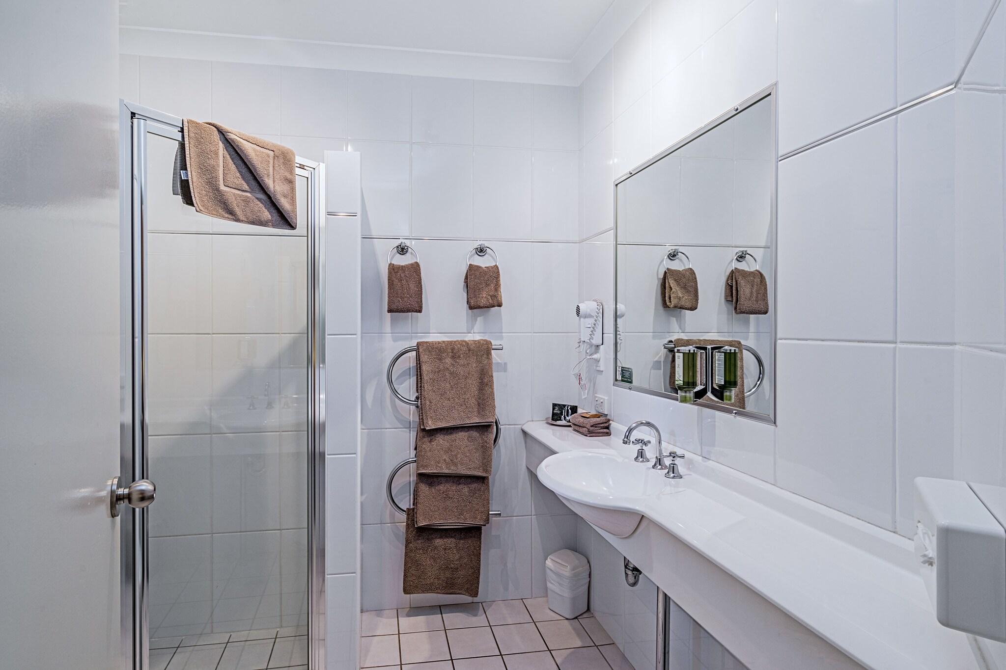 Akuna Motor Inn by null