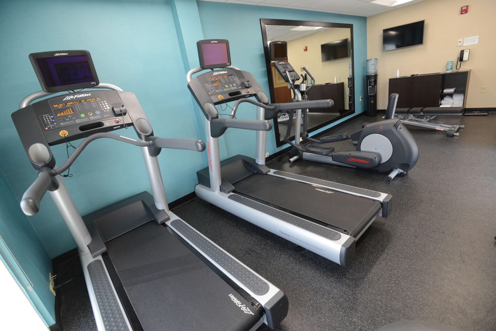 Fairfield Inn Suites By Marriott Bowling