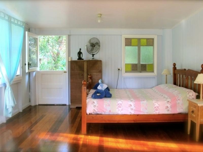 Noosa Avalon Farm Cottages