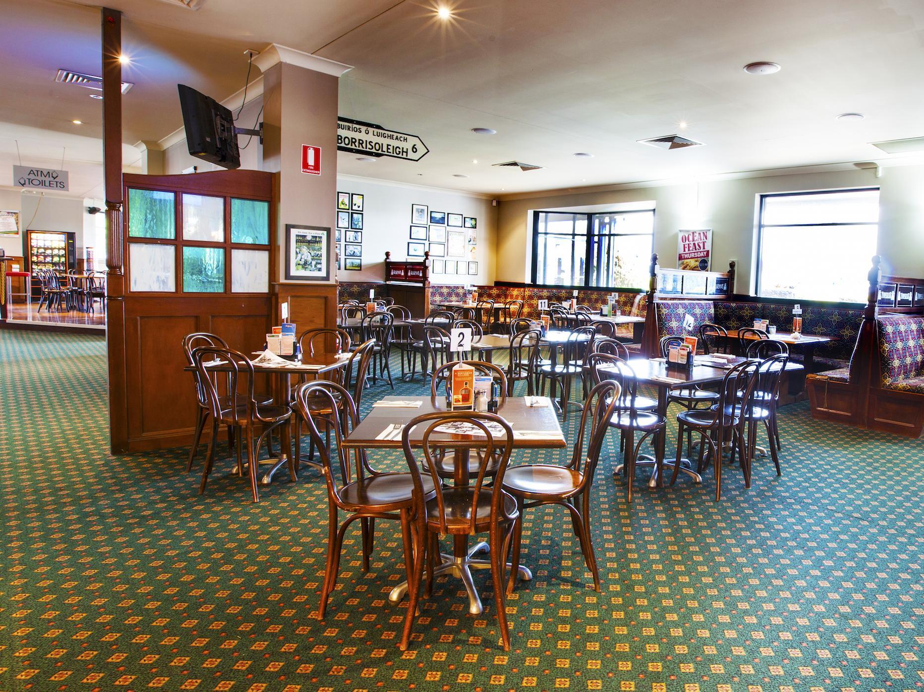 Meadowbrook Hotel