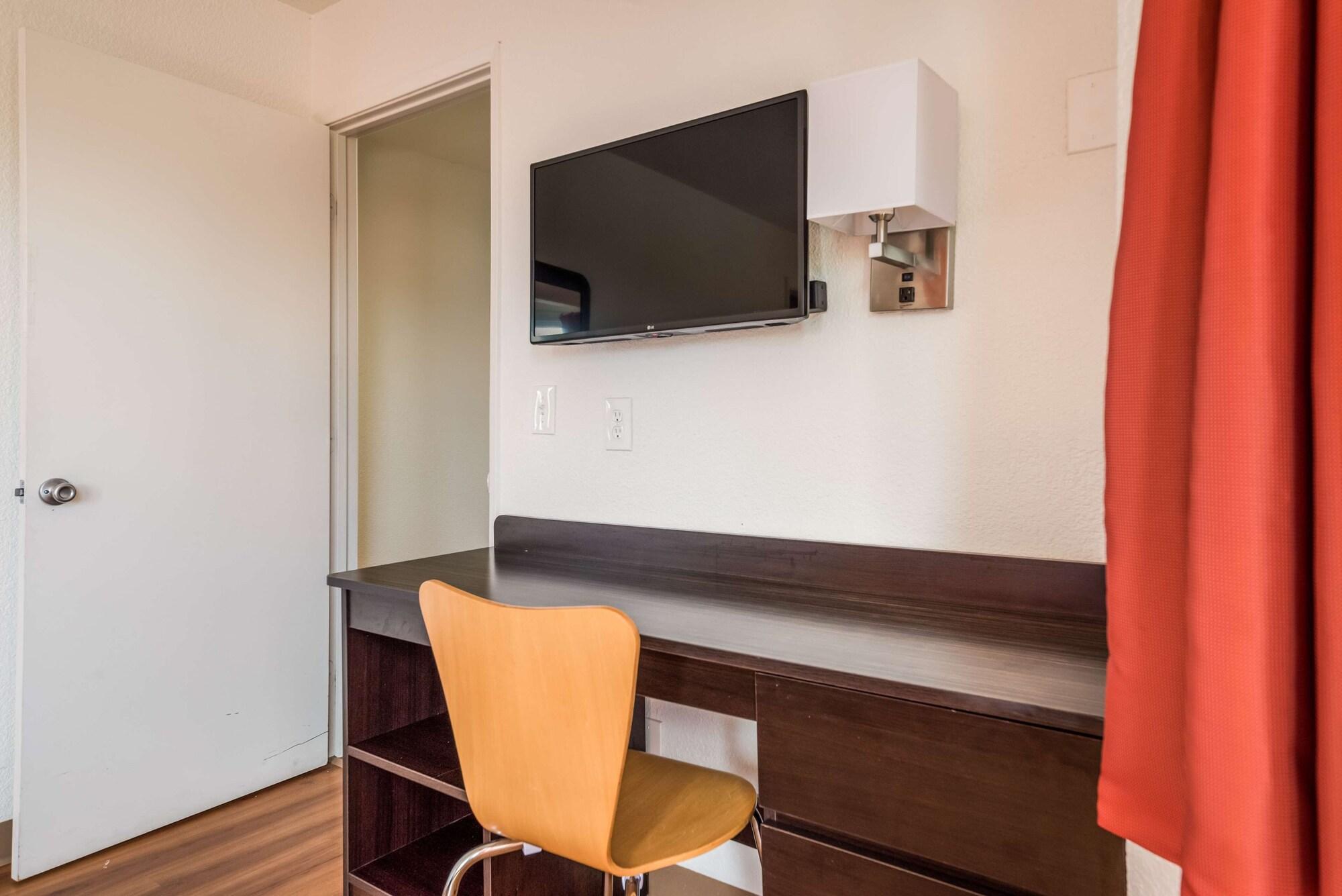 Motel 6 Rohnert Park
