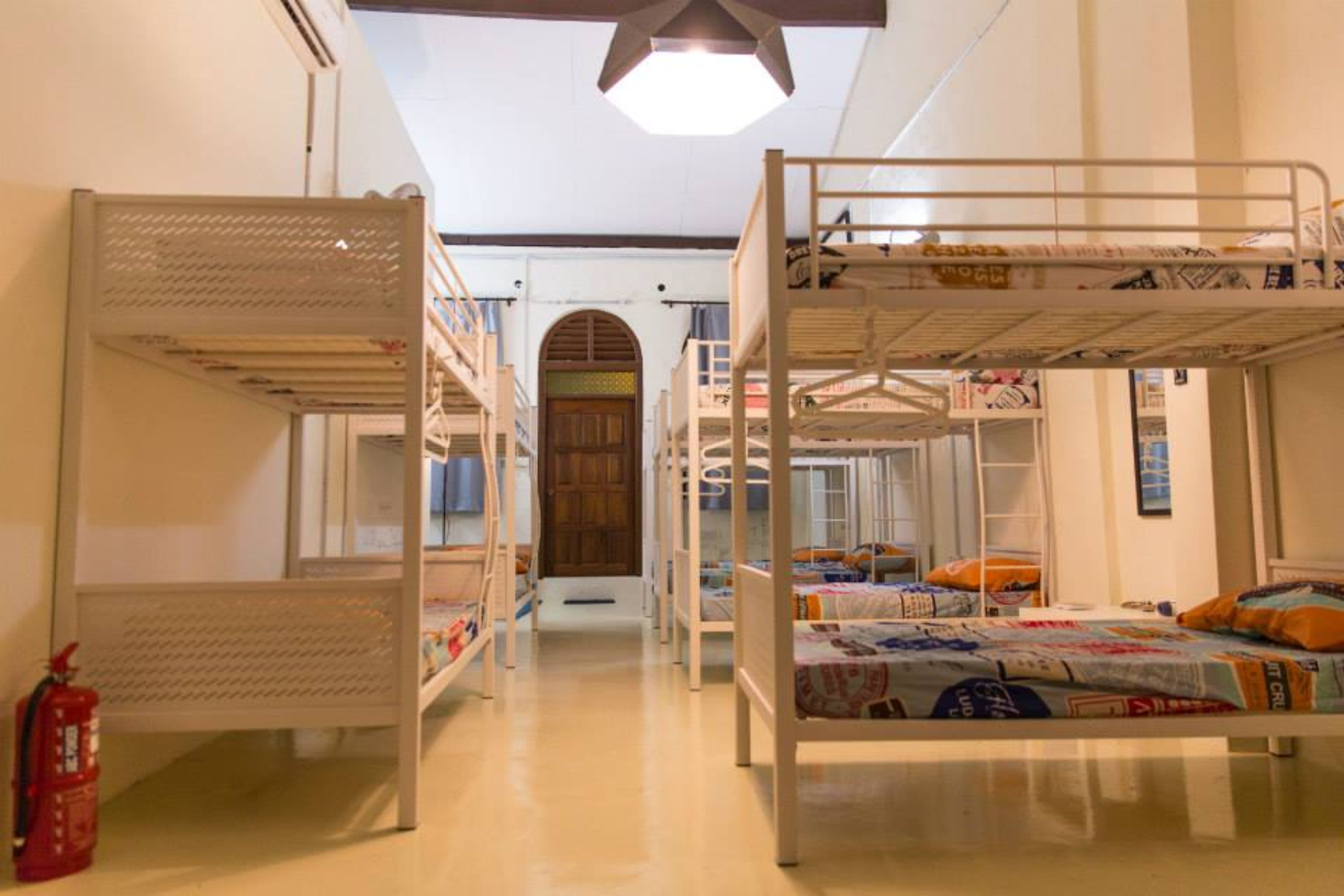 Vloft Backpackers Hostel by ZUZU
