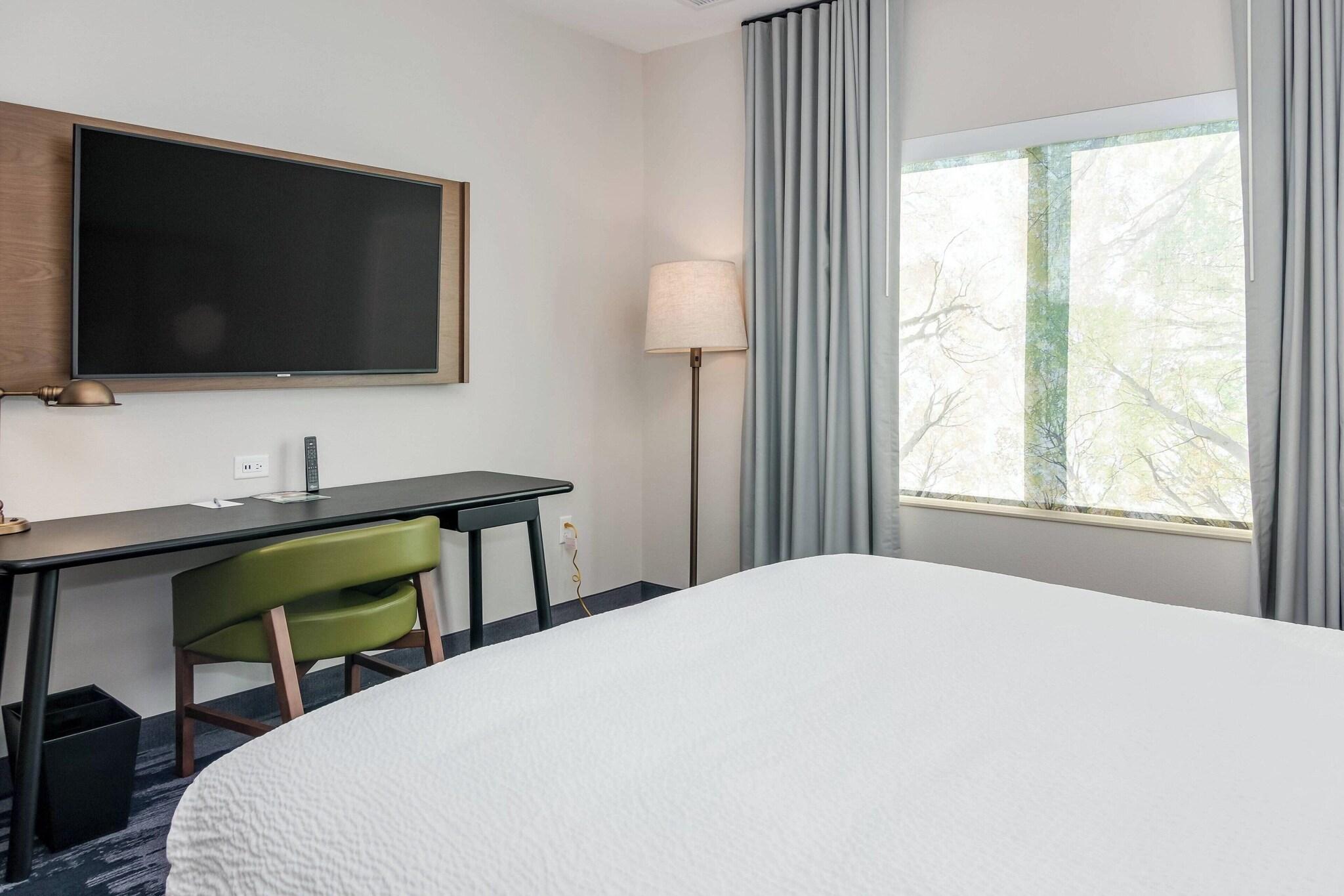 Fairfield Inn Suites By Marriott San Jose North Si