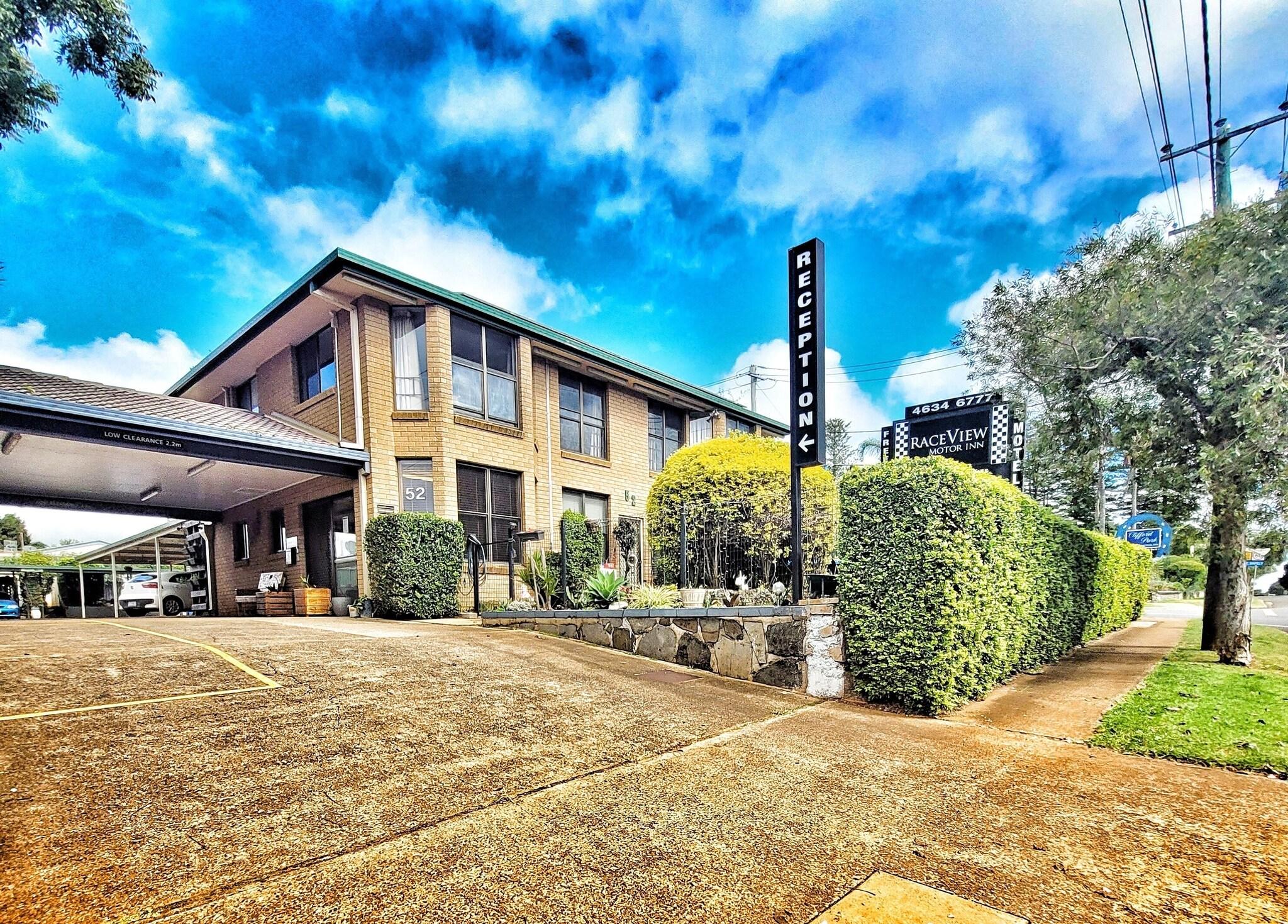 A Raceview Motor Inn