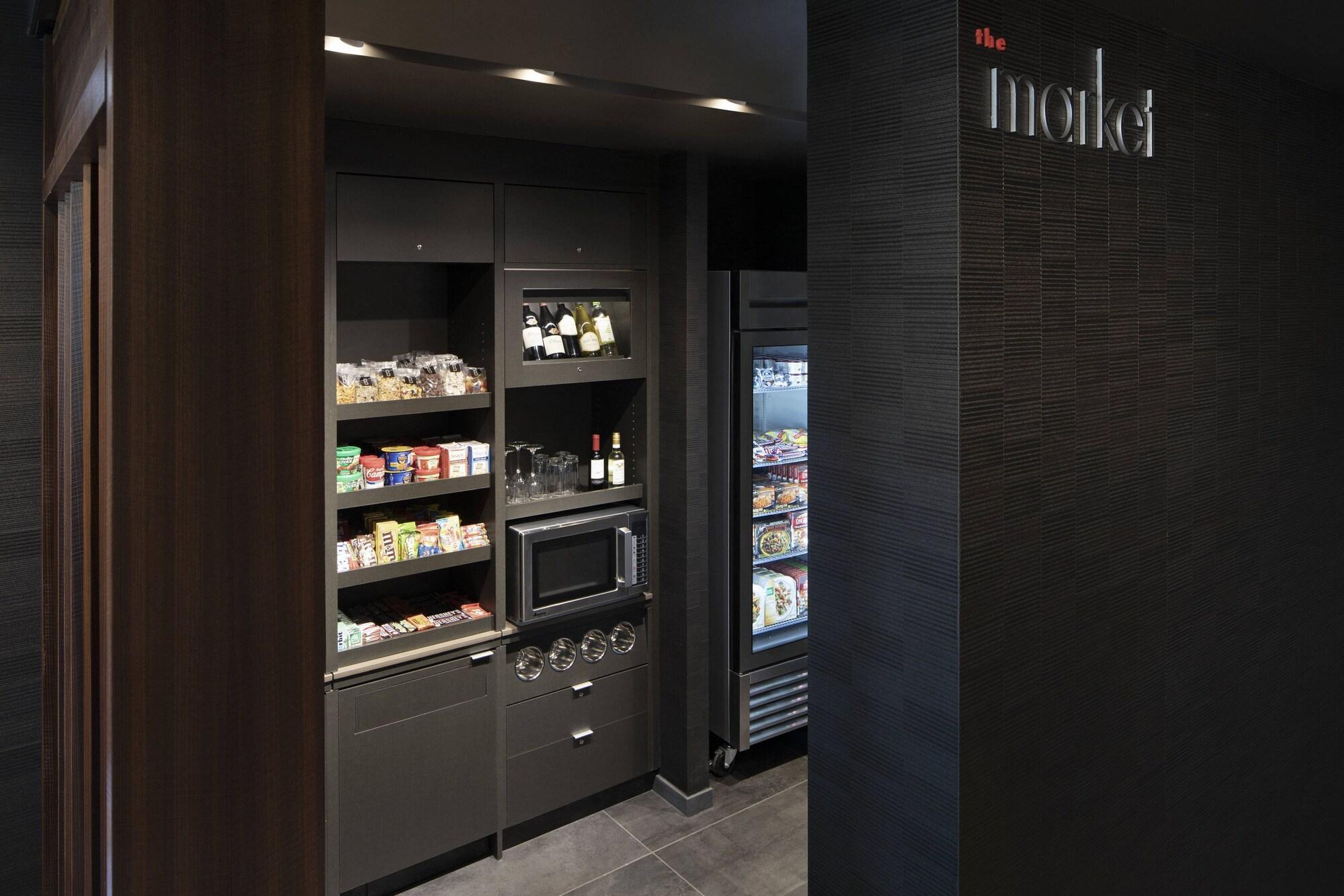Courtyard By Marriott Albany Troy Waterfront