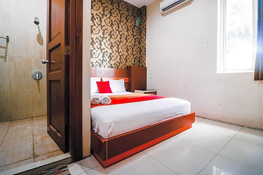3157 Grand City Inn