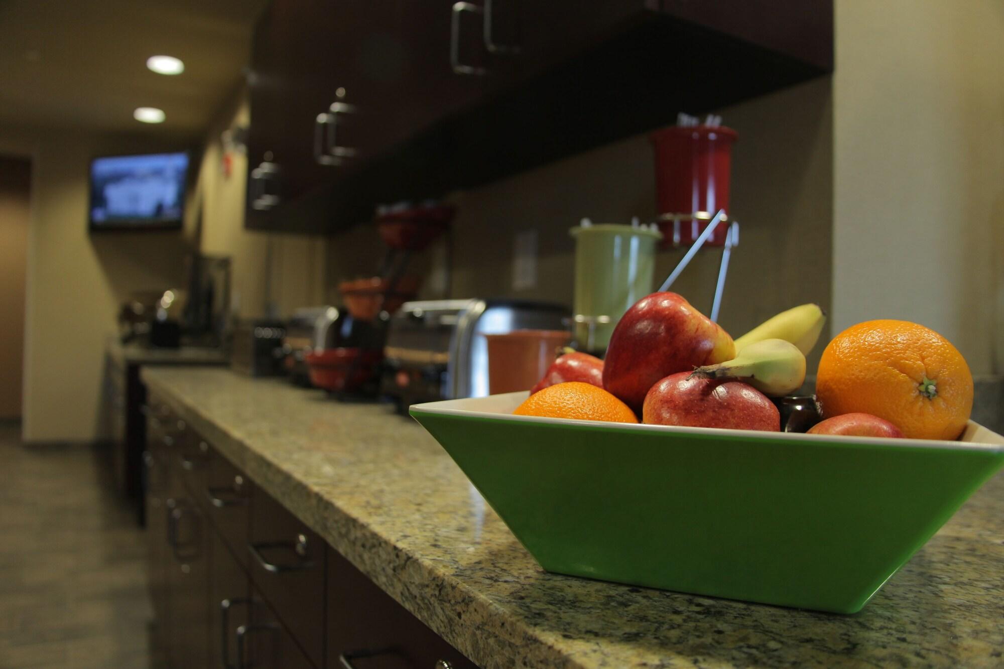 Little Missouri Inn & Suites New Town by null
