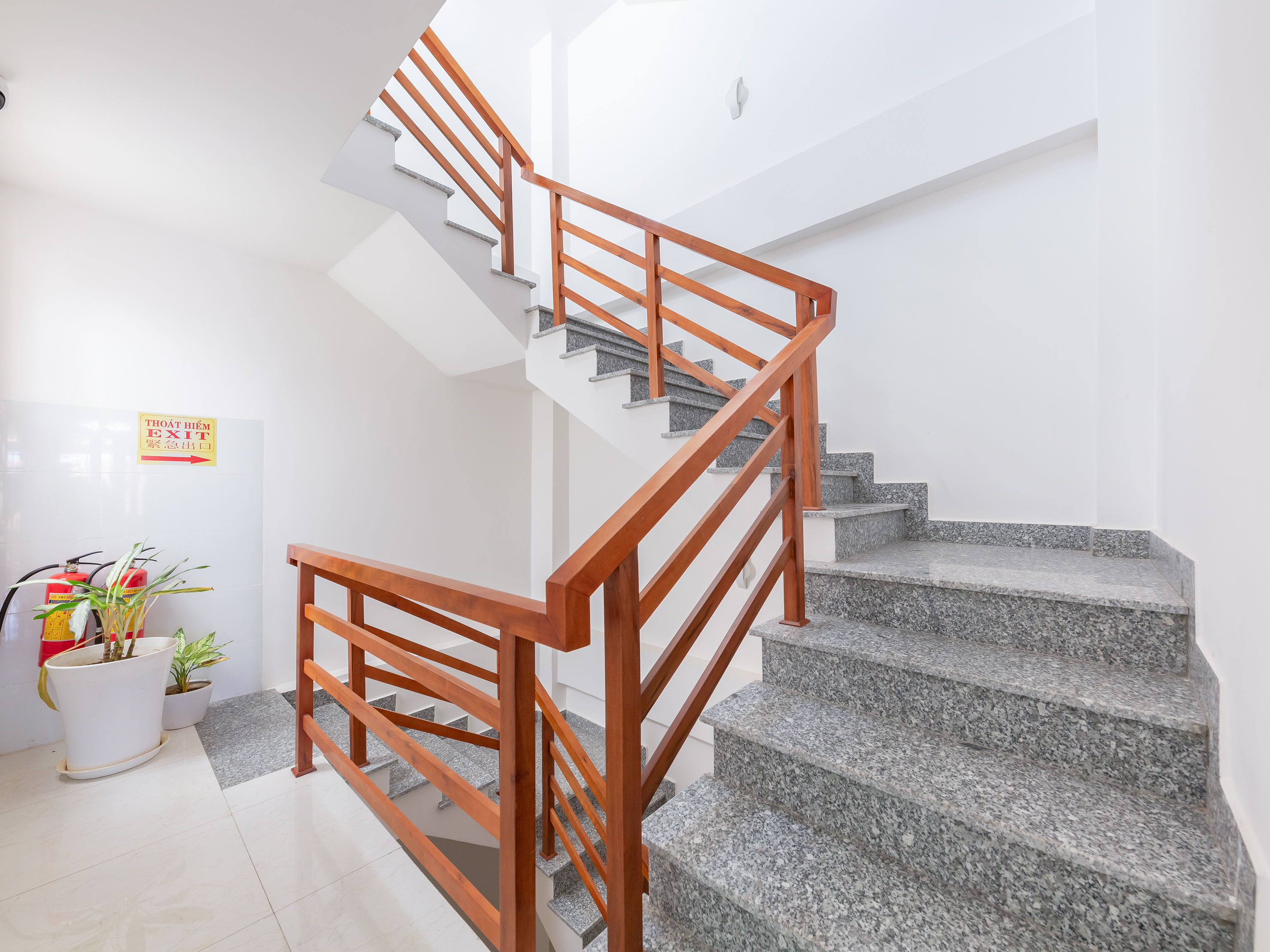 OYO 1028 Flower House Apartment - photo