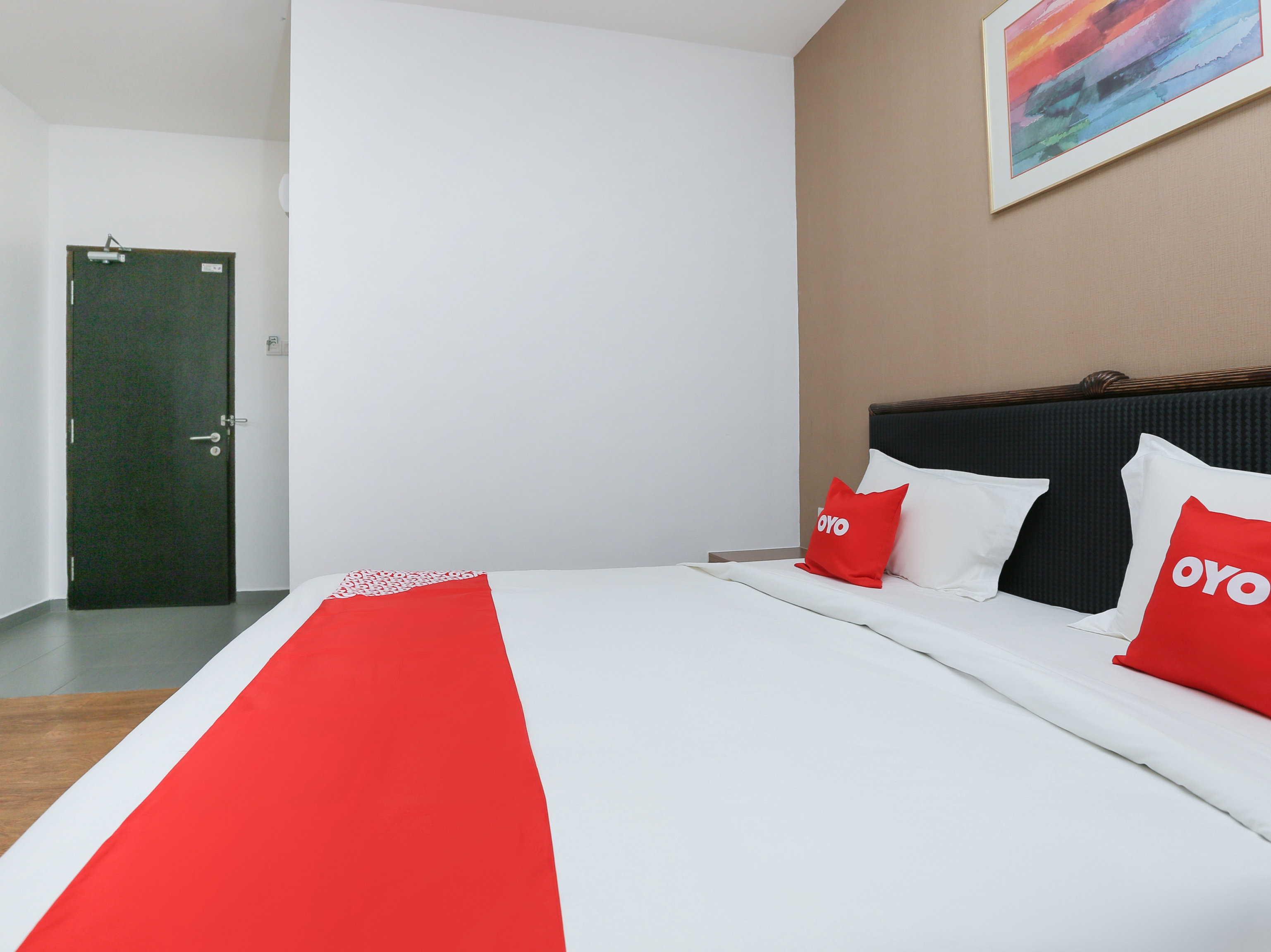 89915 East Mount Hotel