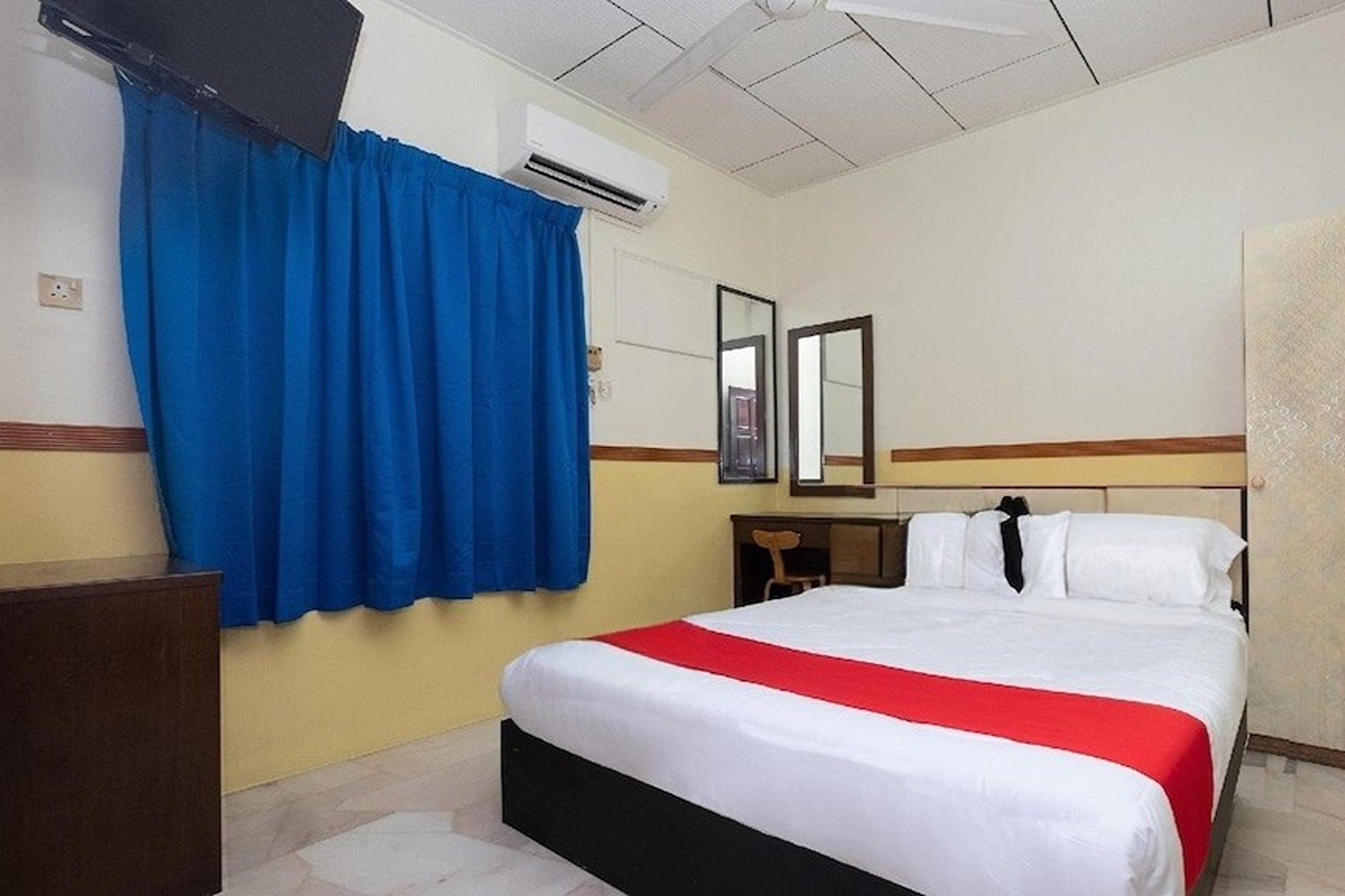 Lumut Villa Inn