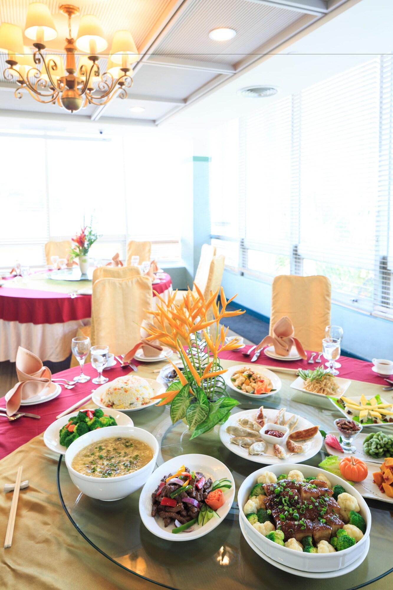 Palasia Hotel Palau
