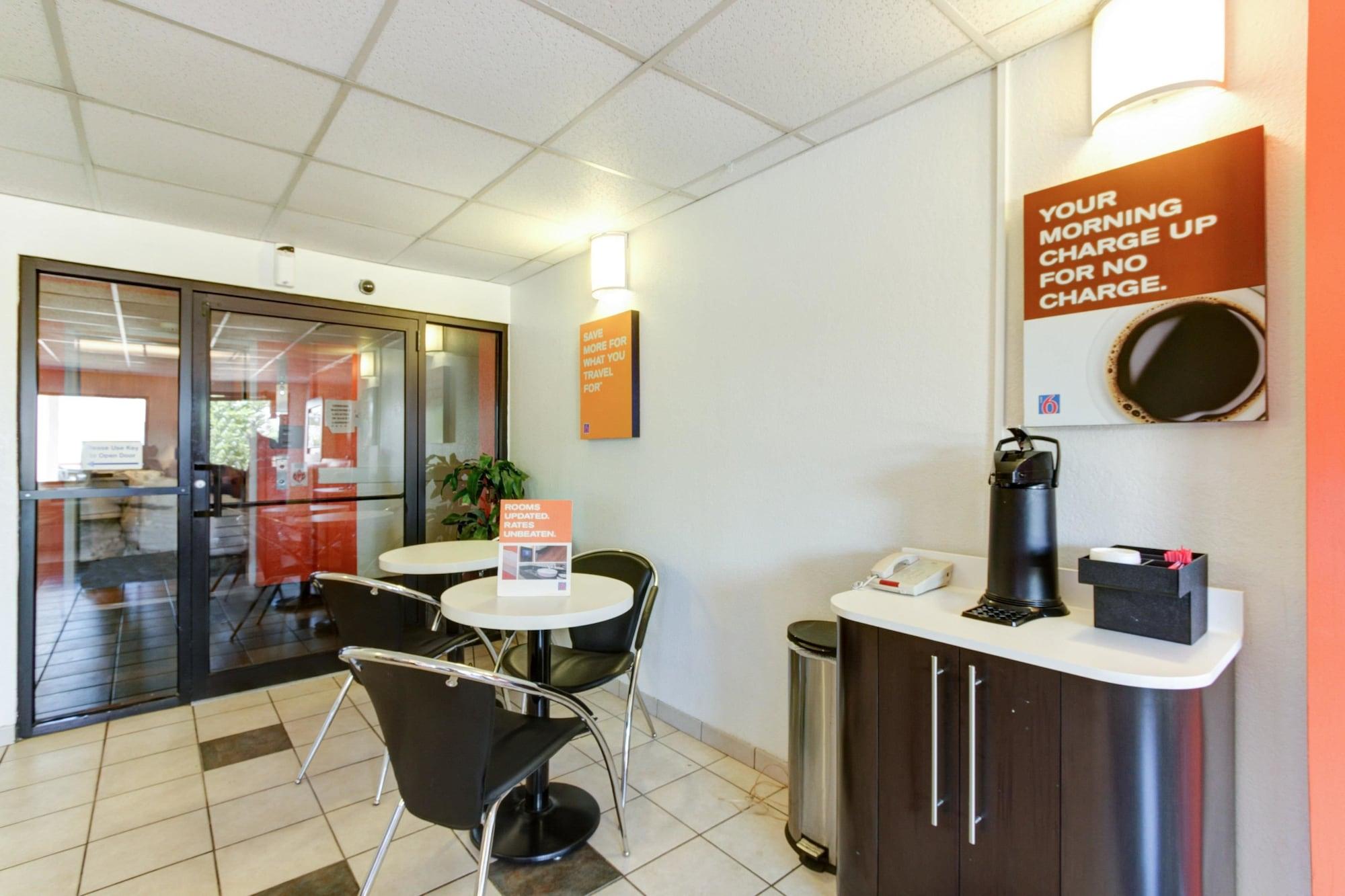 Motel 6 Portland