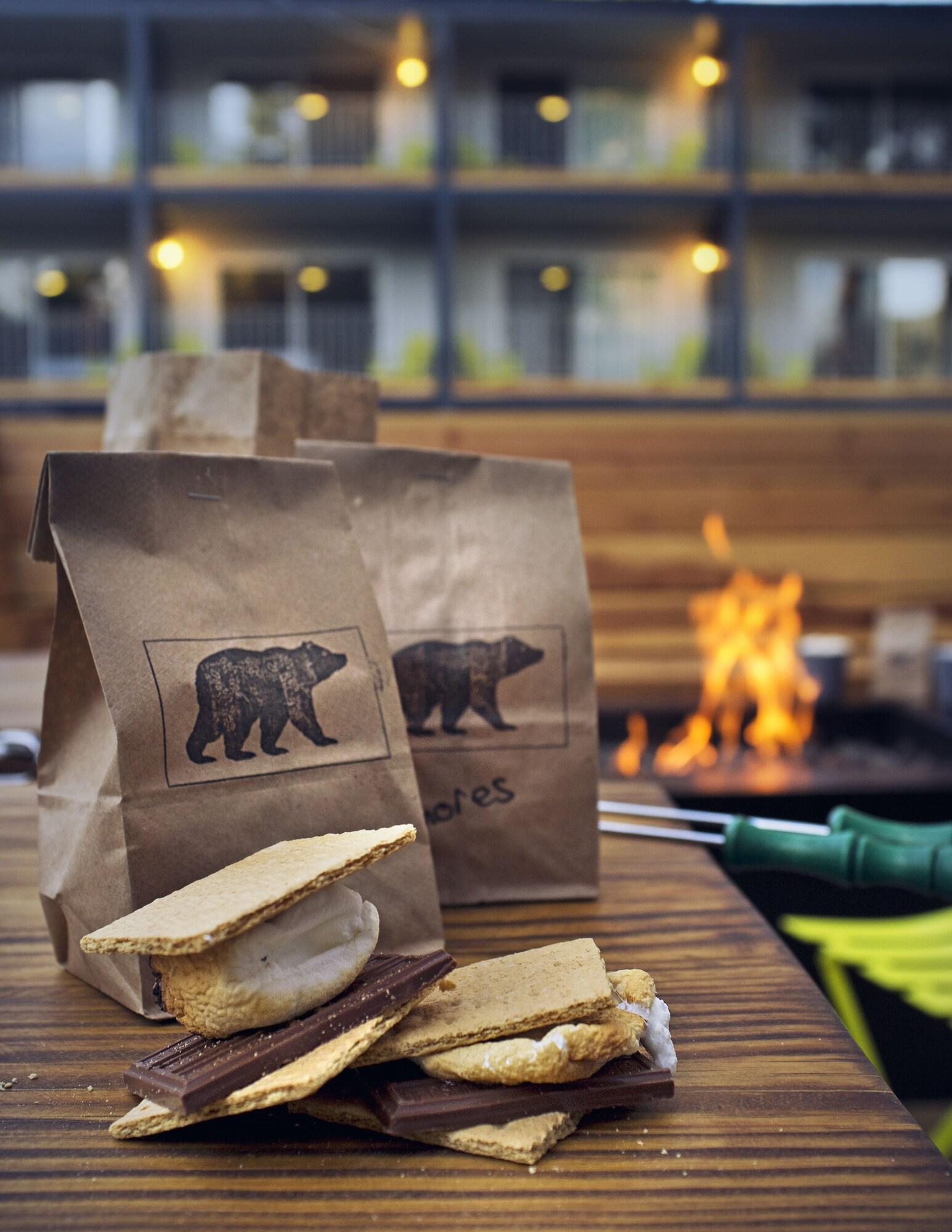 Basecamp Tahoe South by null