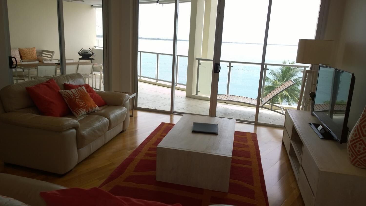Coral Cove Apartments by null
