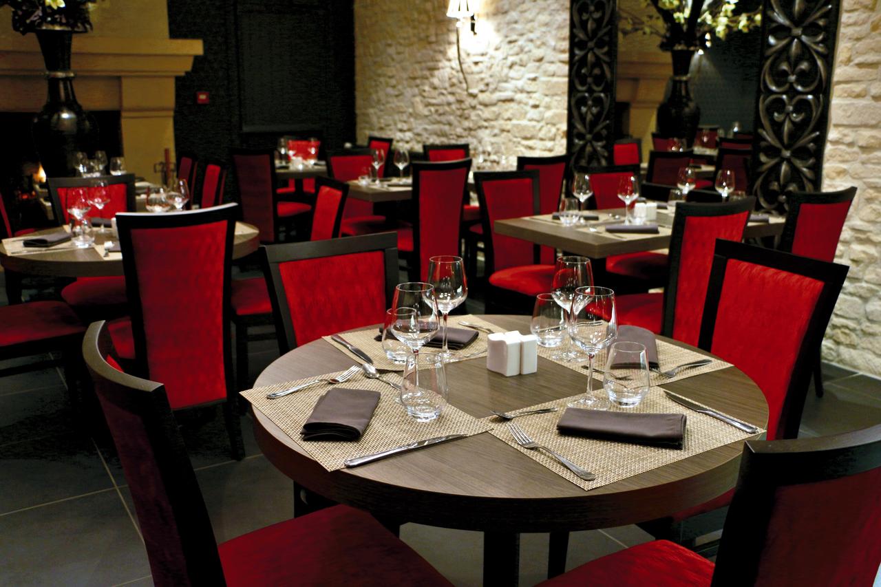 Logis Hôtel De La Place
