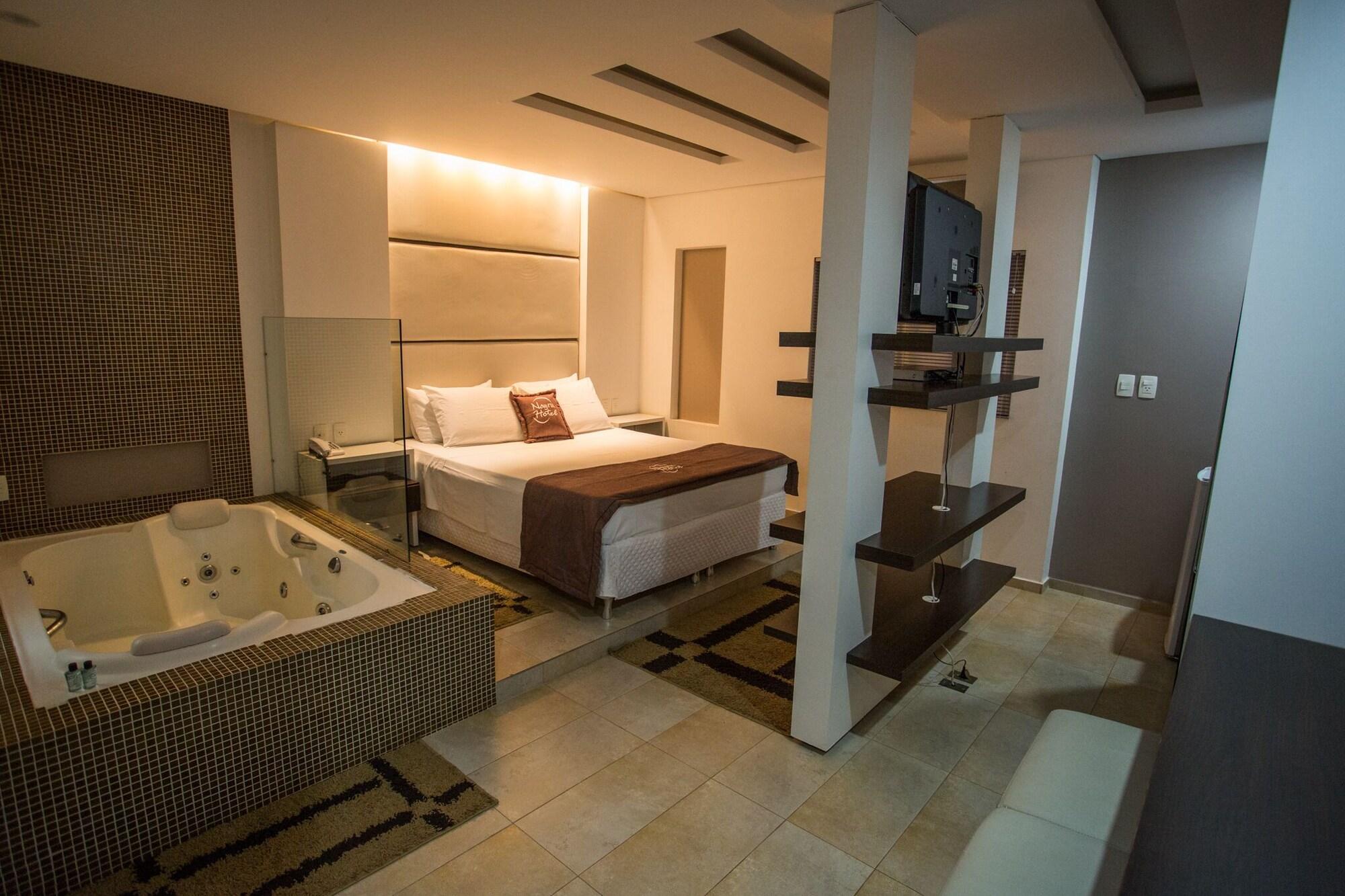 Nayru Hotel