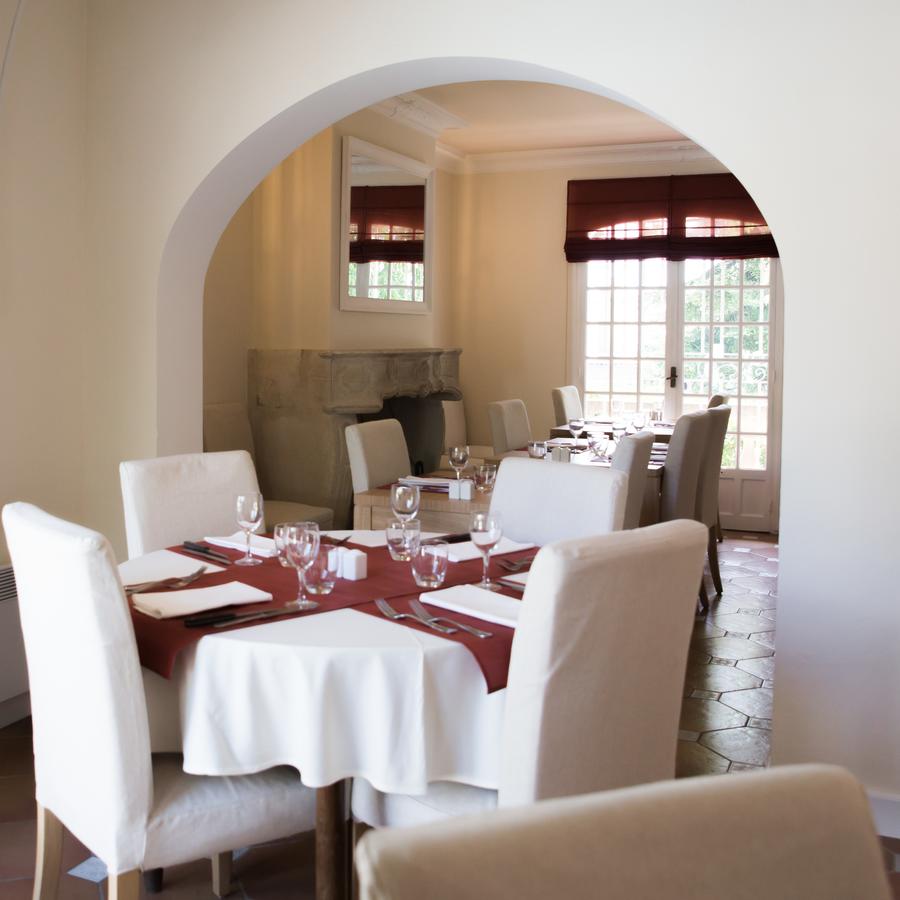 Logis Hôtel L'Enclos Des Lauriers Roses