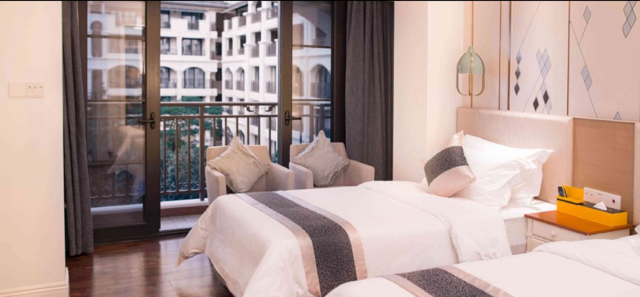 Shenzhen Luwan International Hotel And Resort