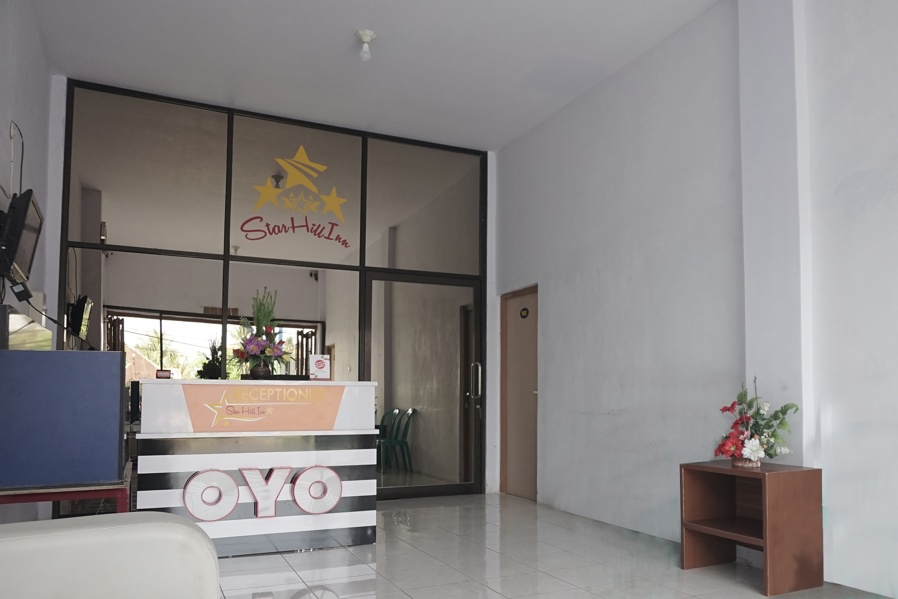 OYO 2044 Star Hill Inn