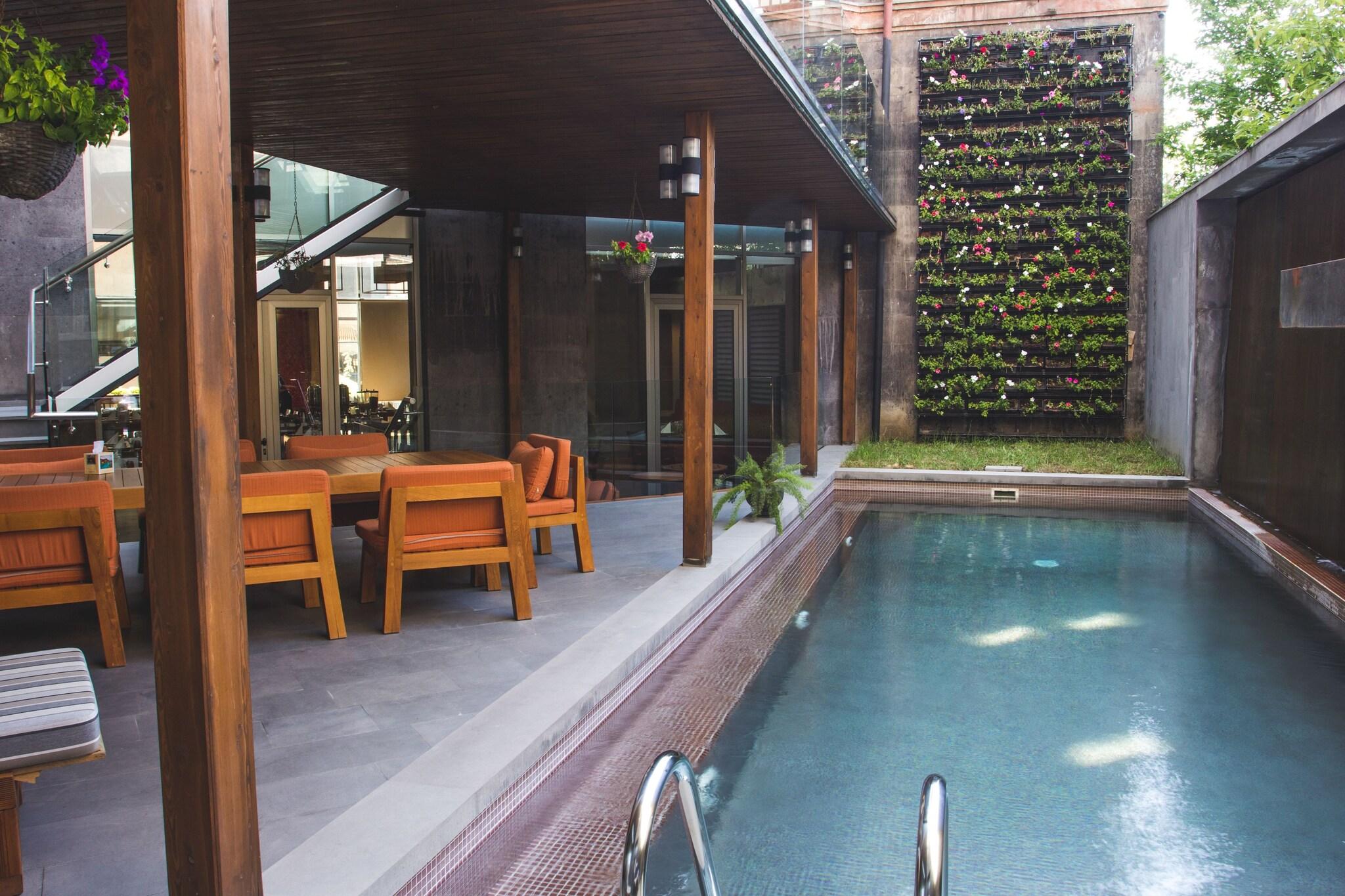 Tufenkian Heritage Hotels by null