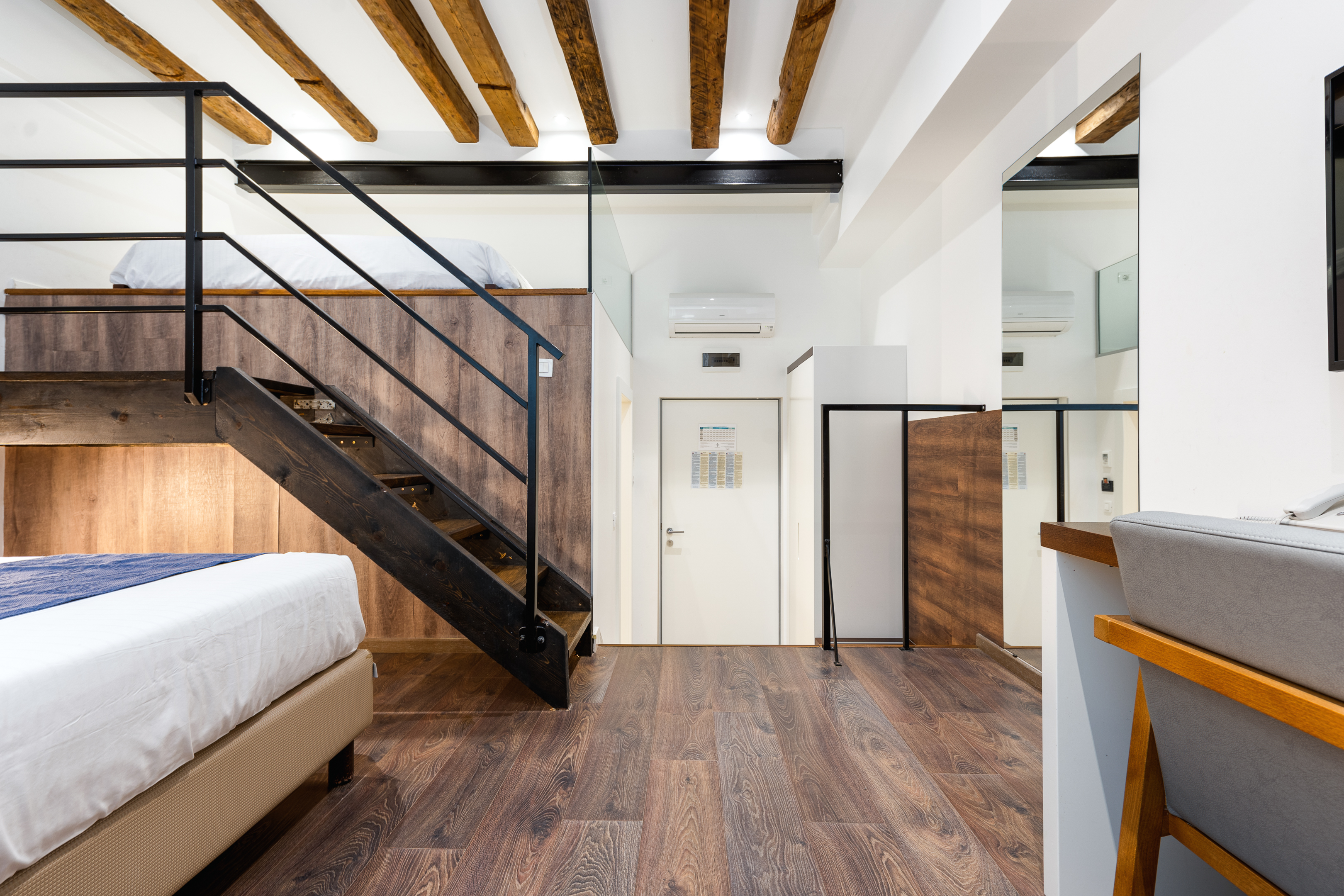 Azur Palace Luxury Rooms Split