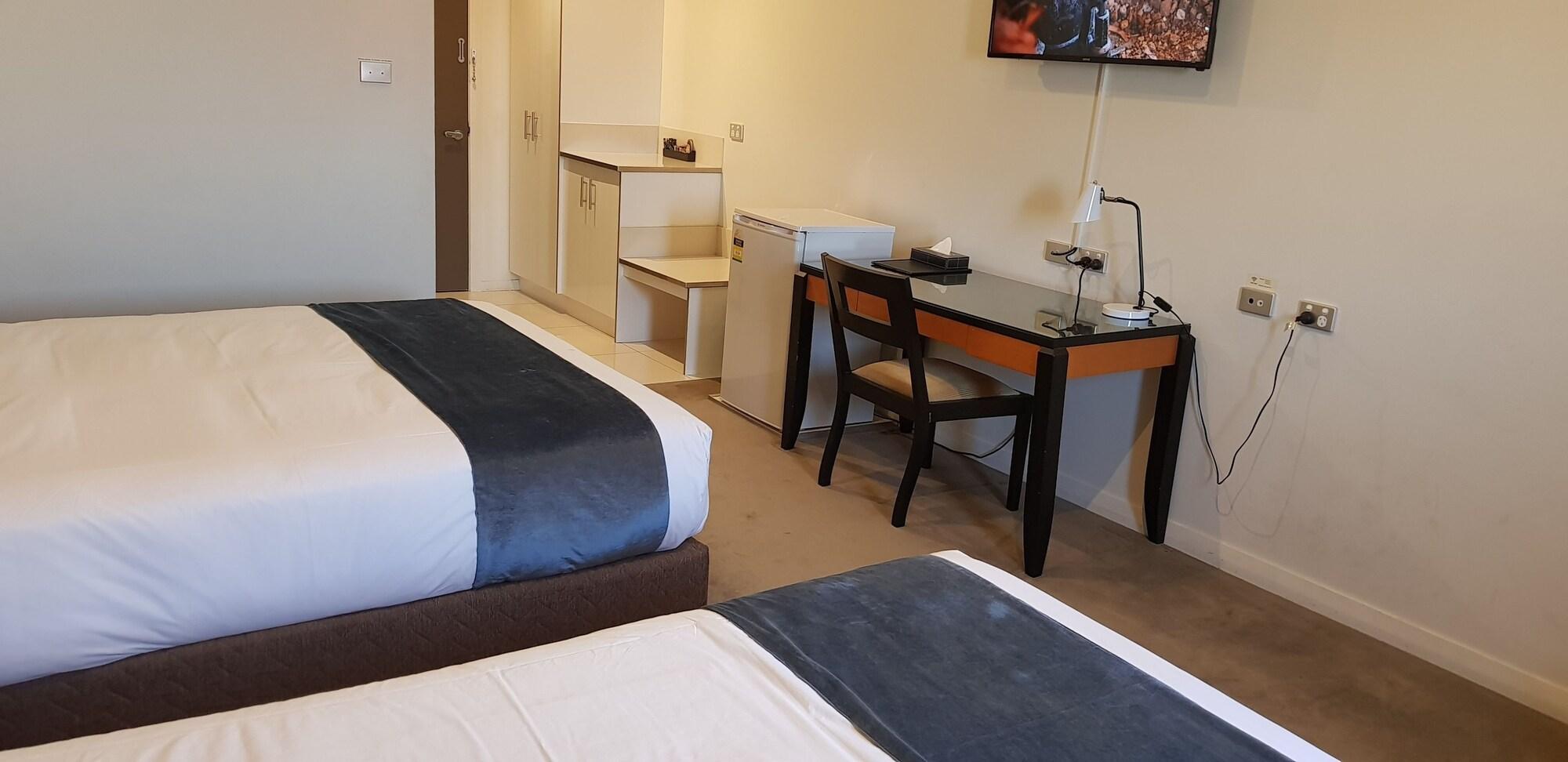 The Grand Motel by null