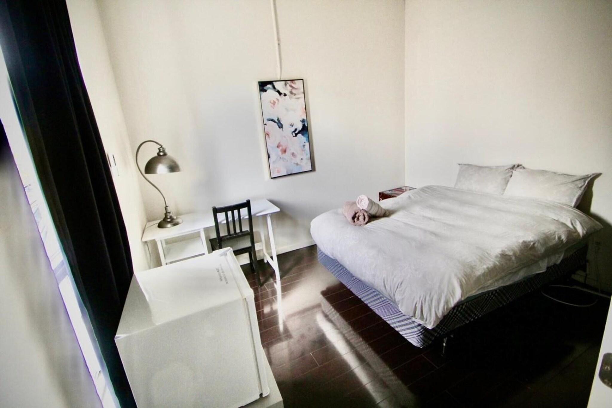 The Parkdale Hostellerie by null