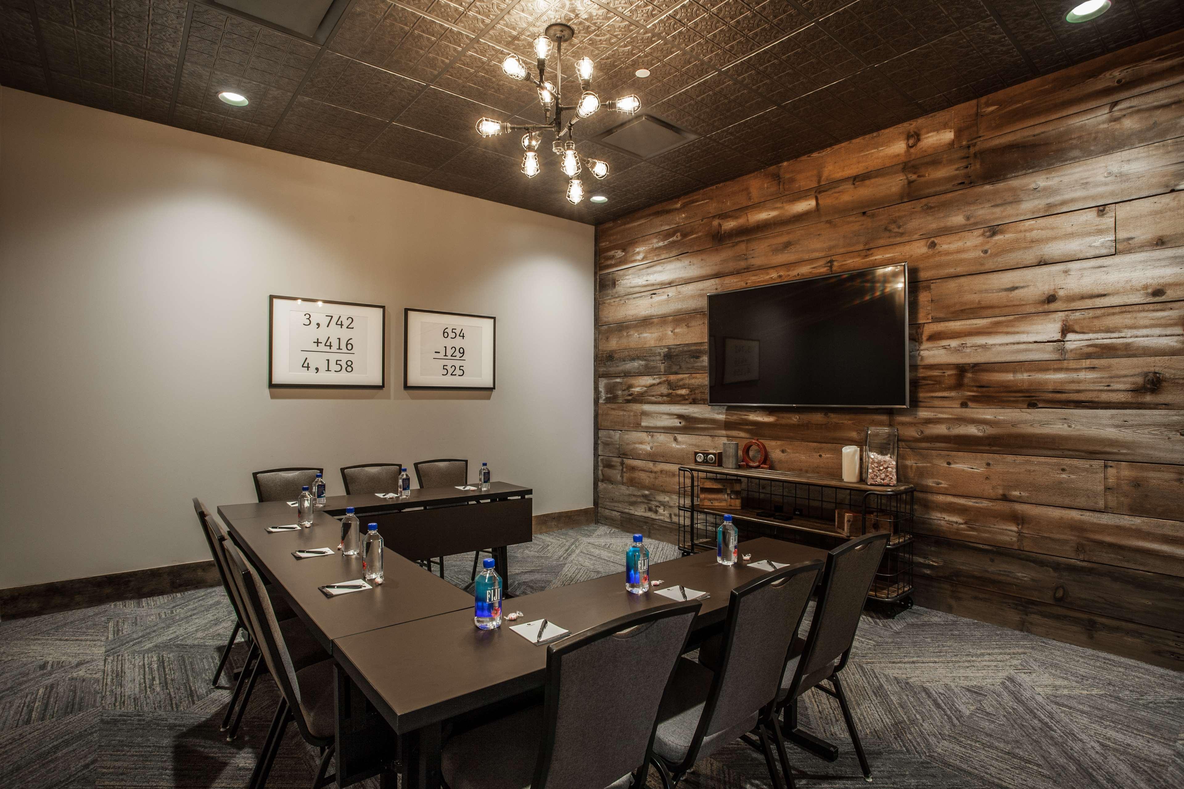 Ironworks Hotel Indy by null