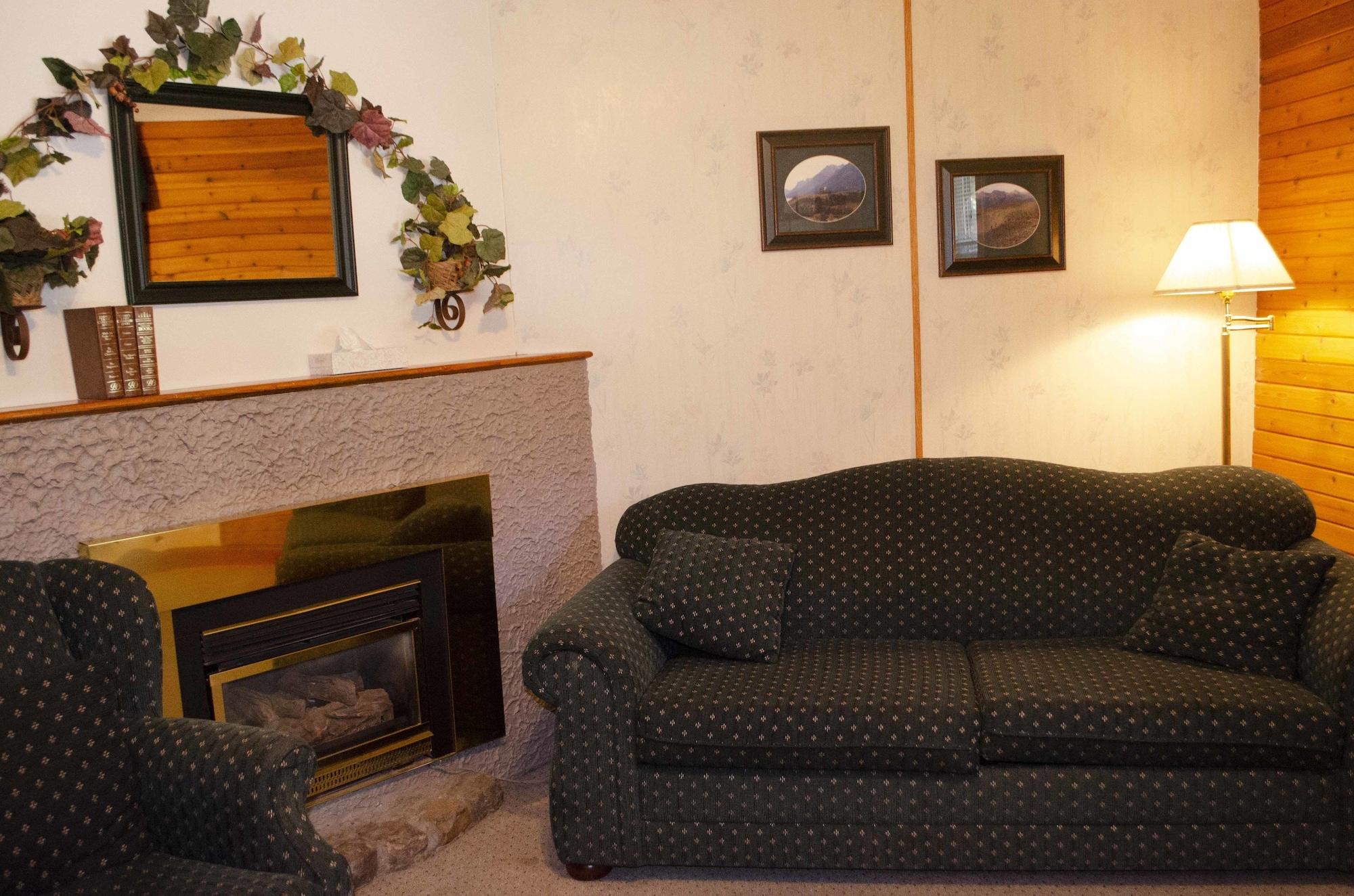 Crandell Mountain Lodge by null