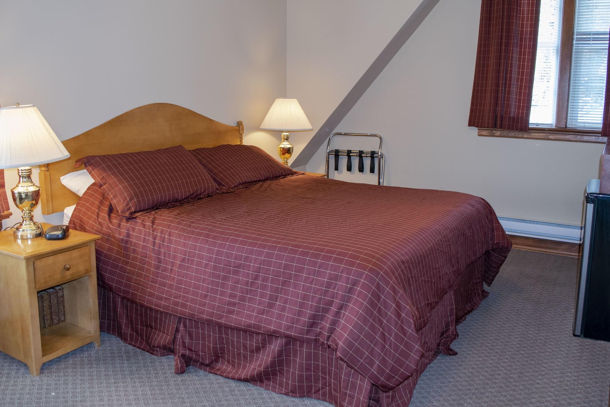 Crandell Mountain Lodge