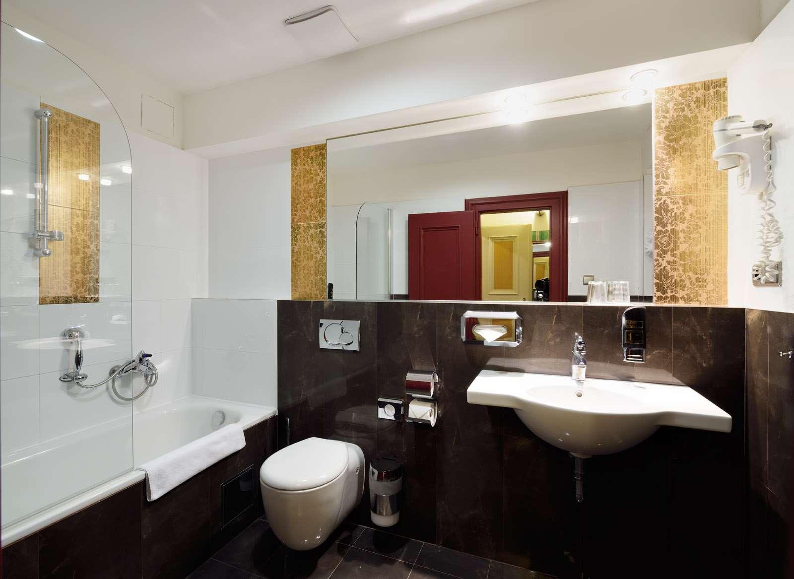 The Charles Hotel by null