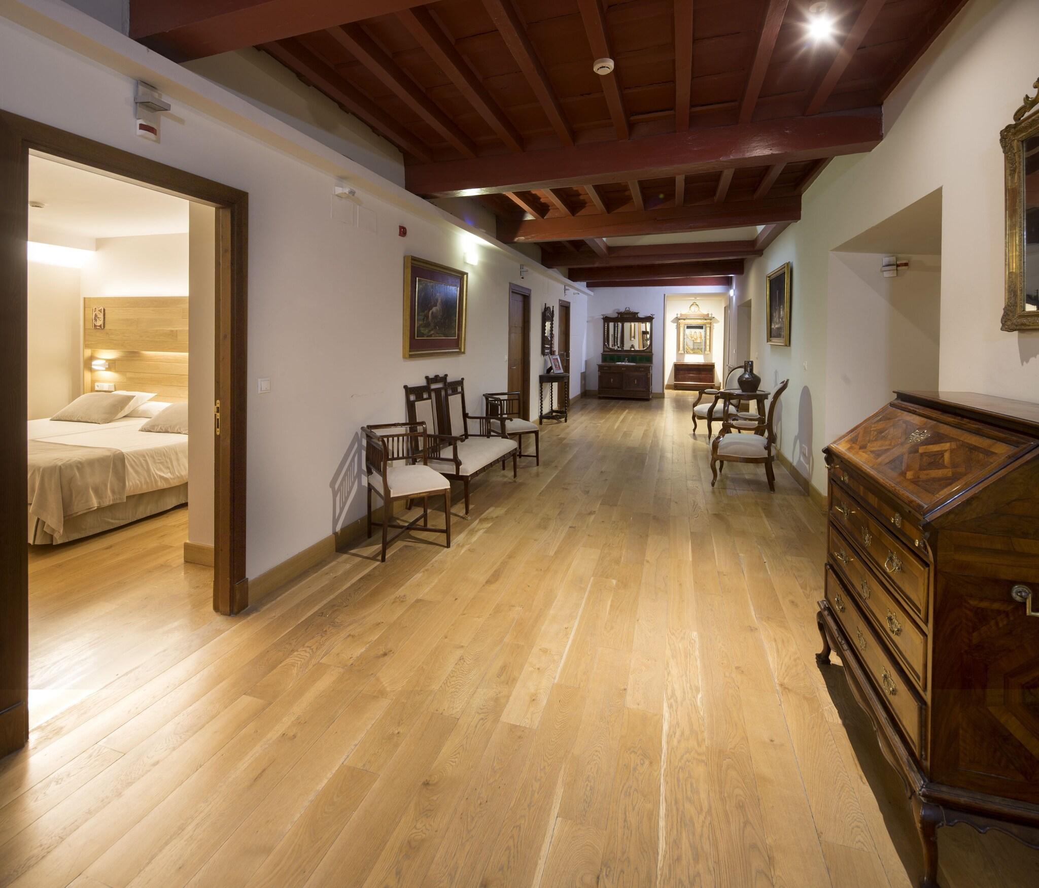 Hotel Real Colegiata San Isidoro by null