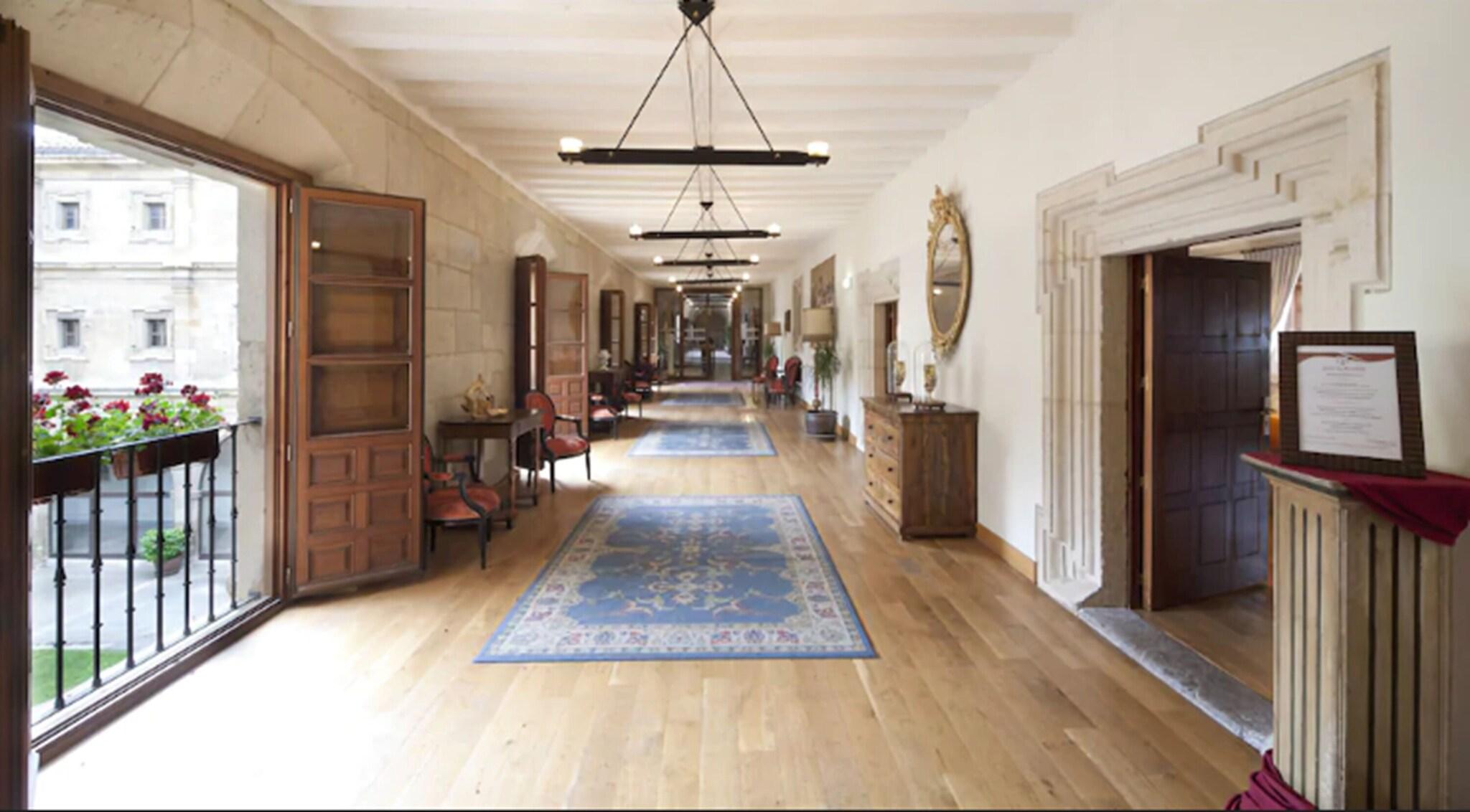 Hotel Real Colegiata San Isidoro by null