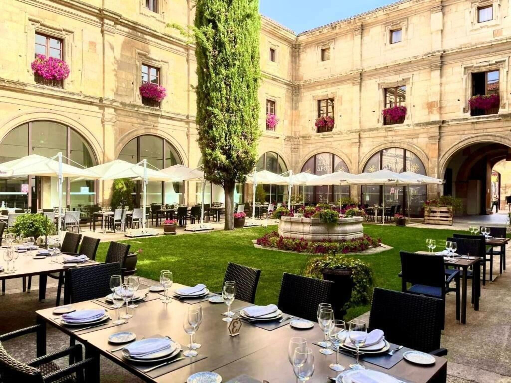 Hotel Real Colegiata San Isidoro by null